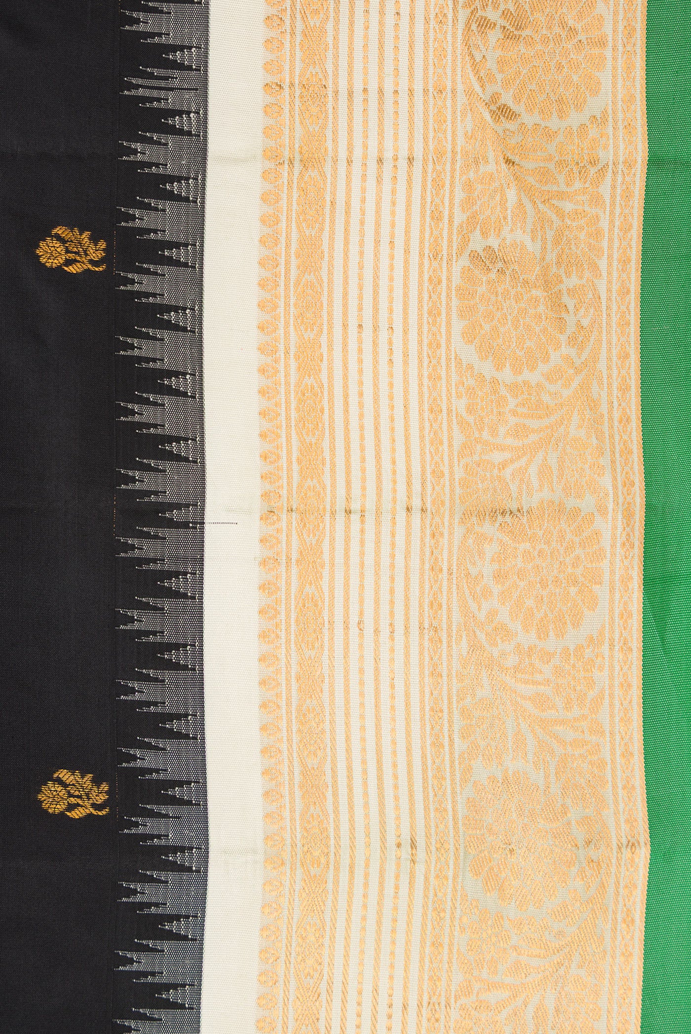 Border image of Black Dual Tone Gadwal Silk Saree with Zari Butta on the body and Zari Border. 