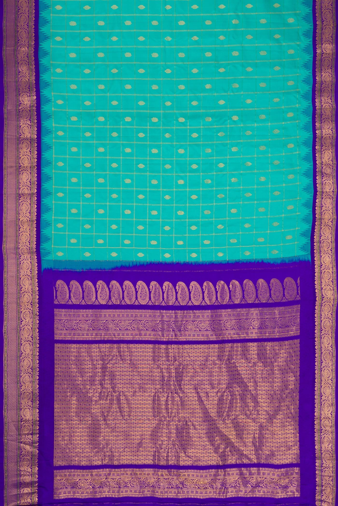 Flat view of Green Dual Tone Gadwal Silk Saree with Zari Butta on the body and Zari Border. 