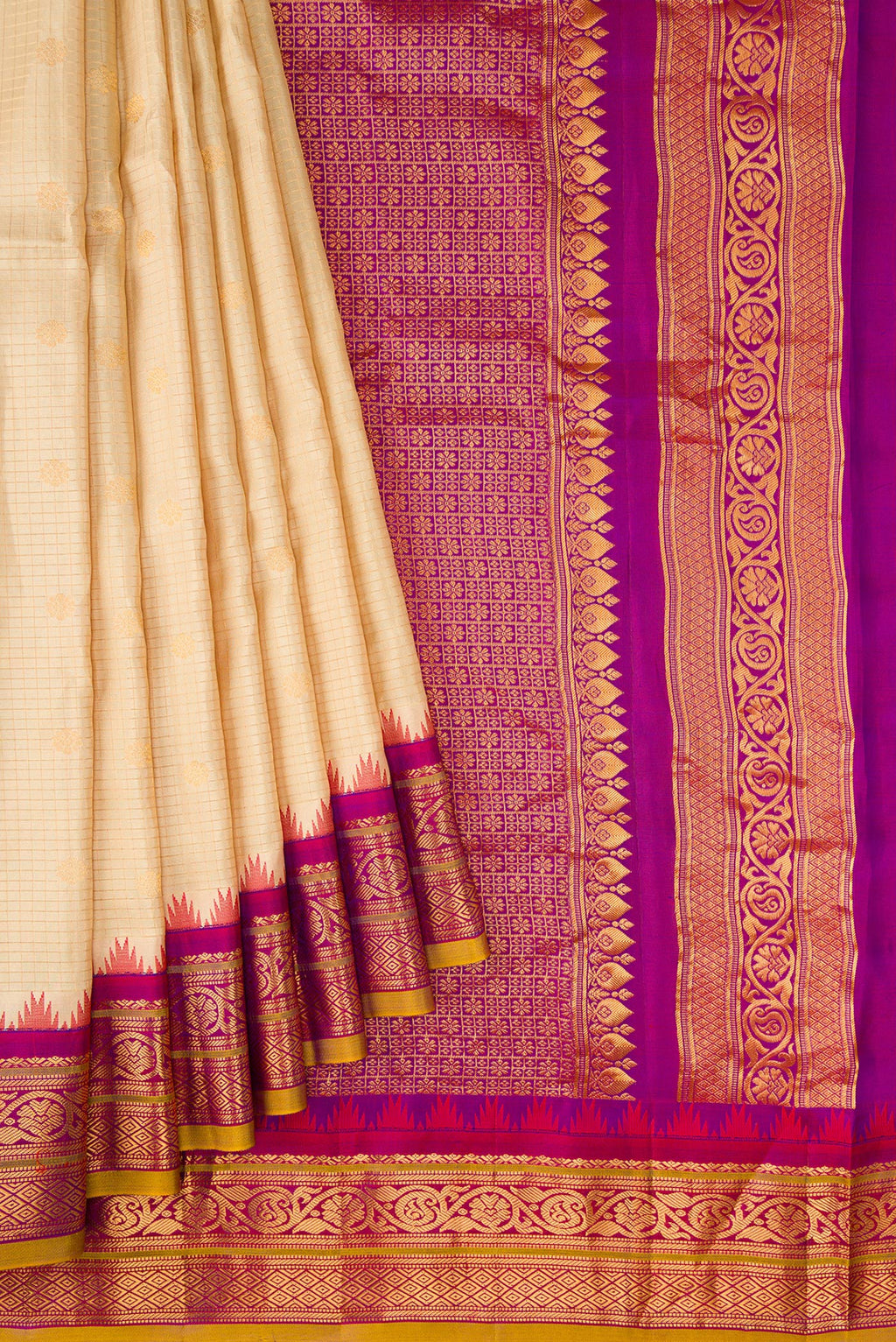 Pleats and pallu of Sandal Dual Tone Gadwal Silk Saree with Zari Butta on the body and Zari Border. 