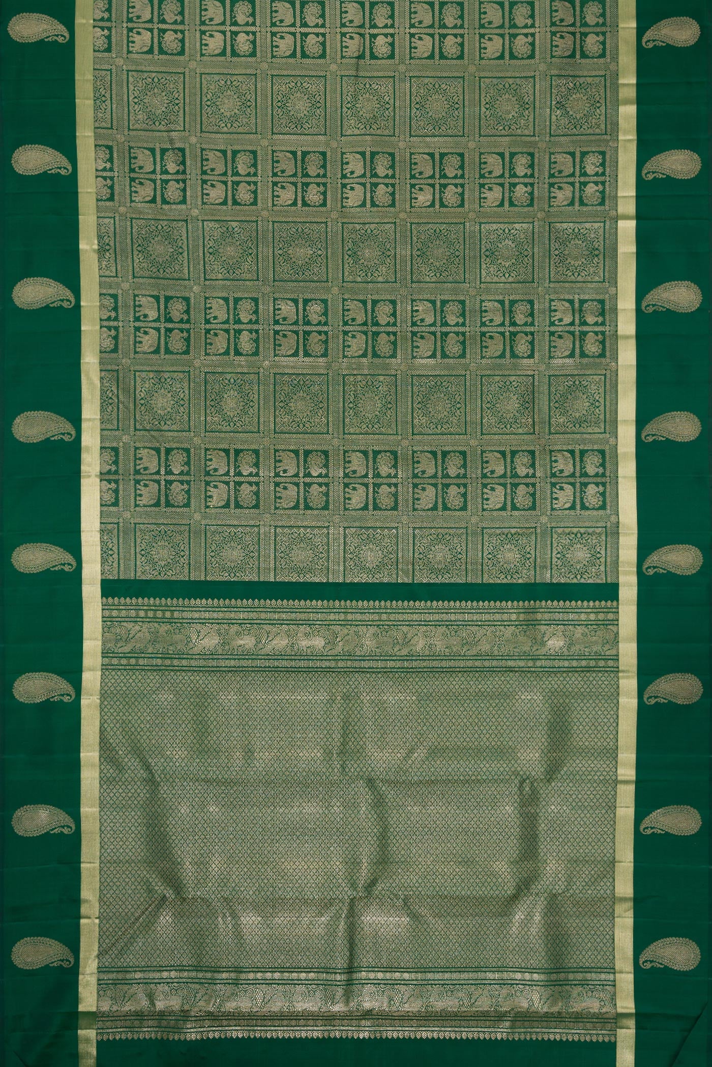 Flat view of Green Dual Tone Kanchipuram Silk Saree with Zari Brocade on the body and Fancy Border. 