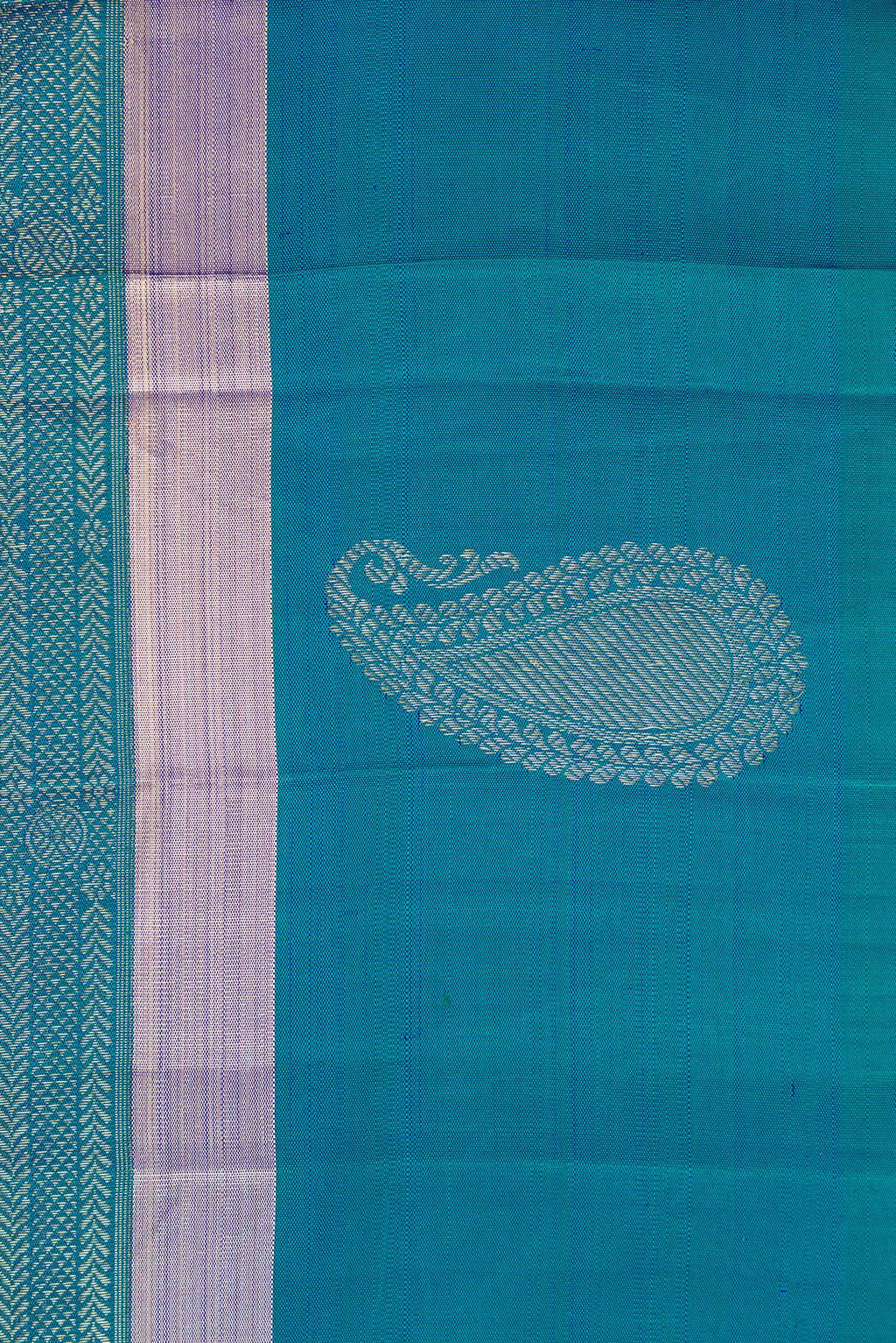 Border image of Peacock Blue Dual Tone Kanchipuram Silk Saree with Zari Brocade on the body and Zari Border. 