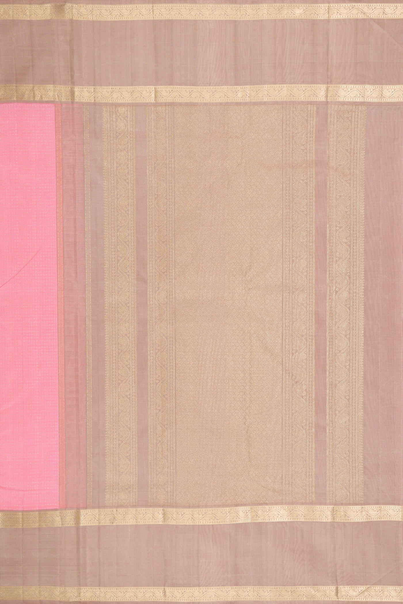 Close up image of the pallu of Pink Dual Tone Kanjivaram Silk Saree with Zari Butta on the body and Zari Border. 
