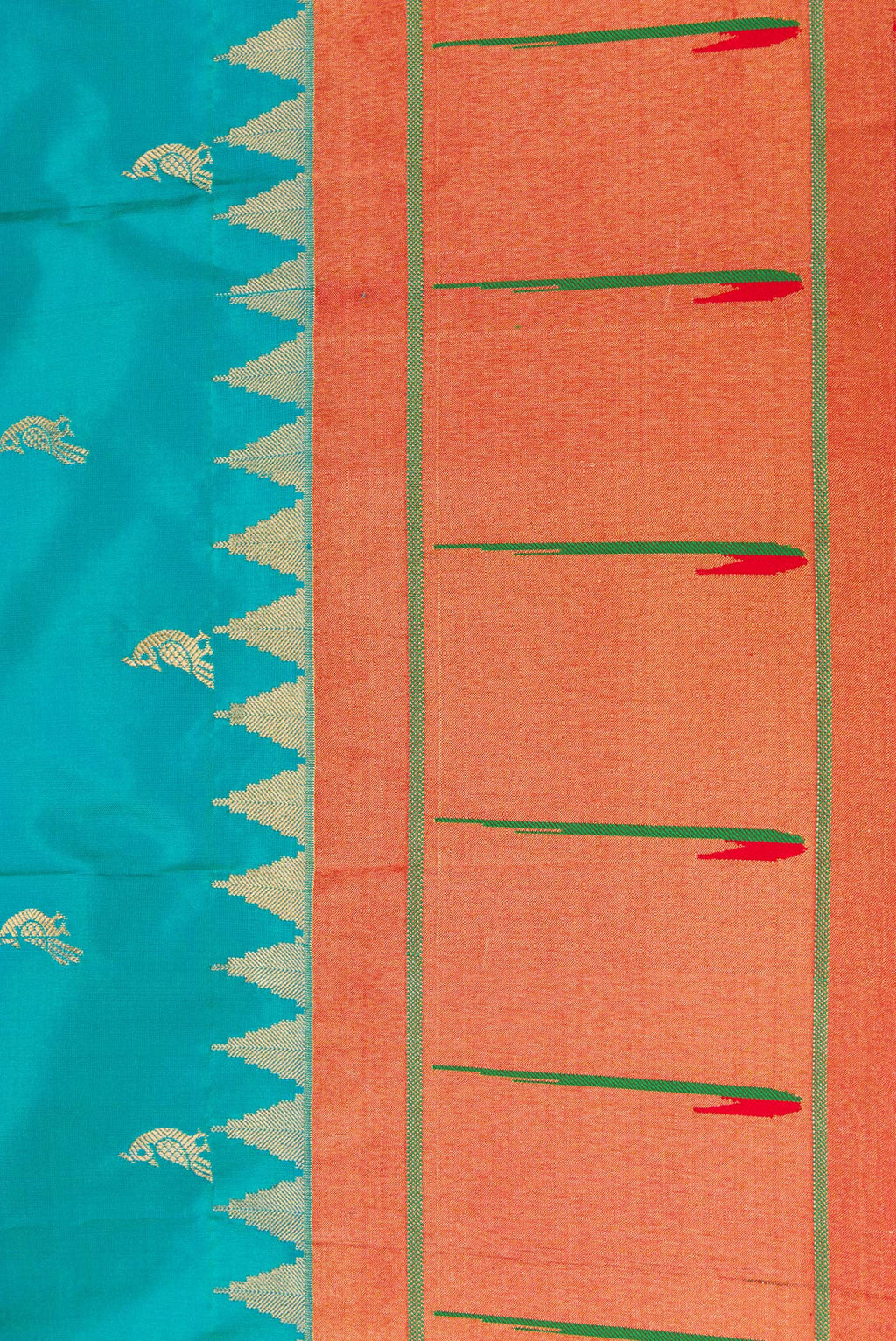 Border image of Green Dual Tone Paithani Silk Saree with Zari Butta on the body and Paithani Border. 