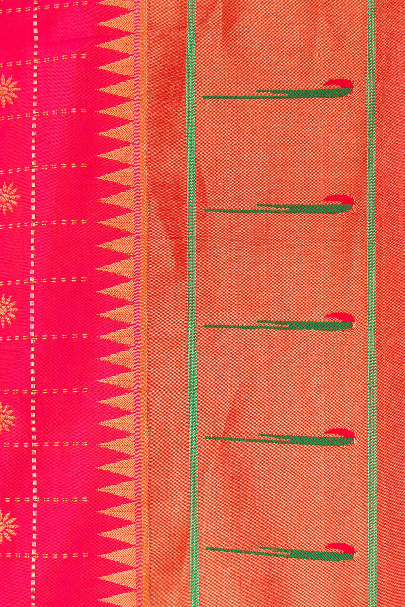 Border image of Pink Dual Tone Paithani Silk Saree with Zari Butta on the body and Paithani Border. 