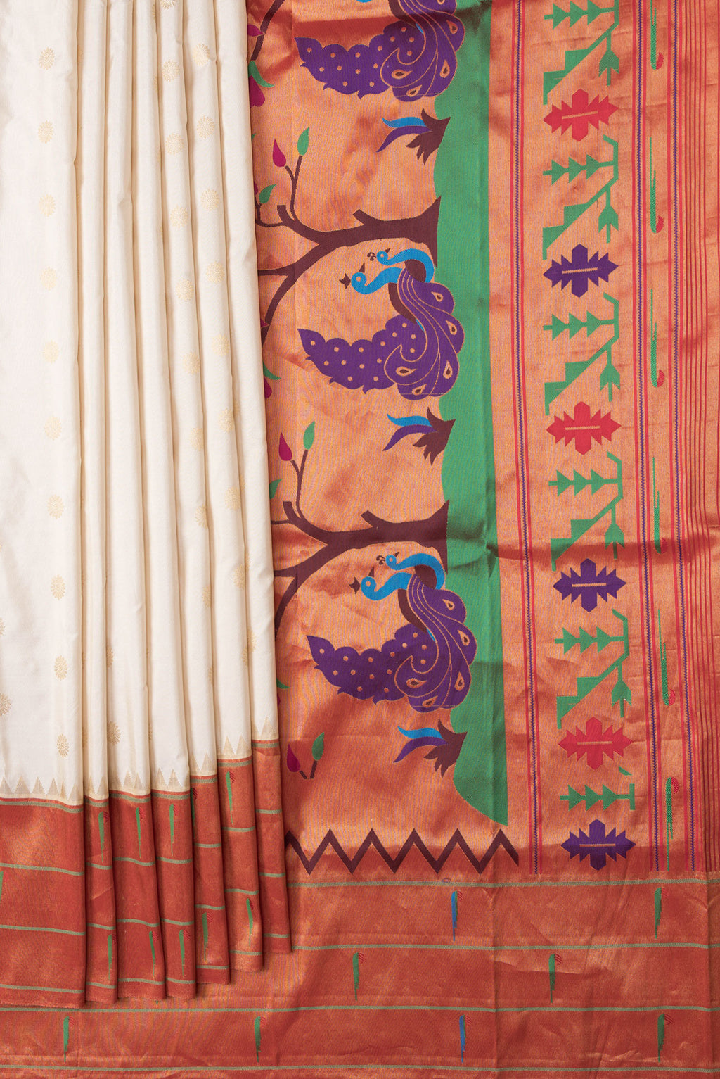 Pleats and pallu of Beige Dual Tone Paithani Silk Saree with Zari Butta on the body and Paithani Border. 