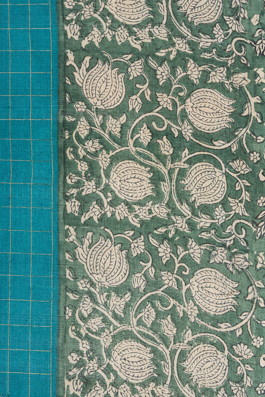 Border image of Peacock Blue Dual Tone Tussar Silk Saree with Checked design on the body and Printed Border. 