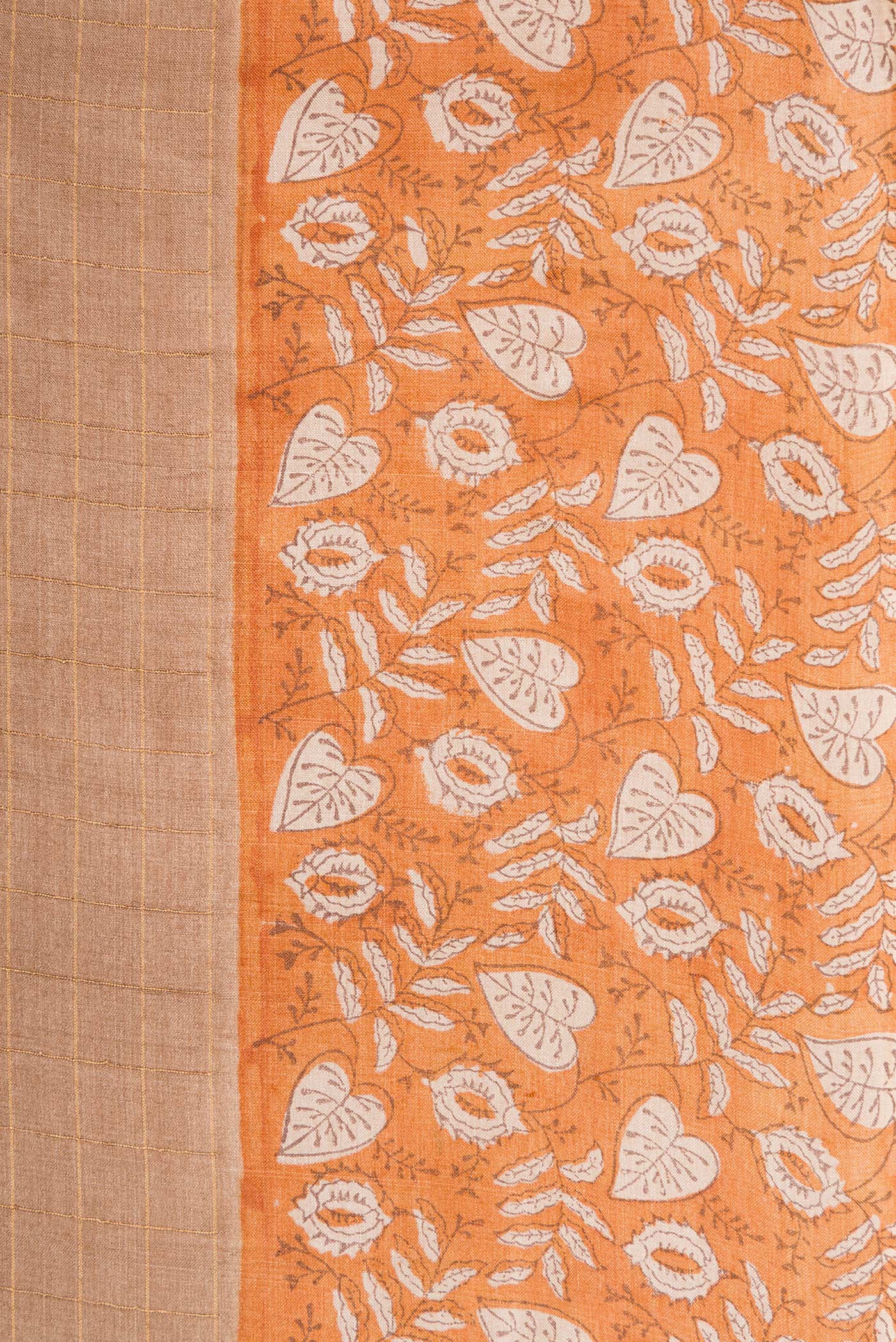 Border image of Brown Dual Tone Tussar Silk Saree with Checked design on the body and Printed Border. 