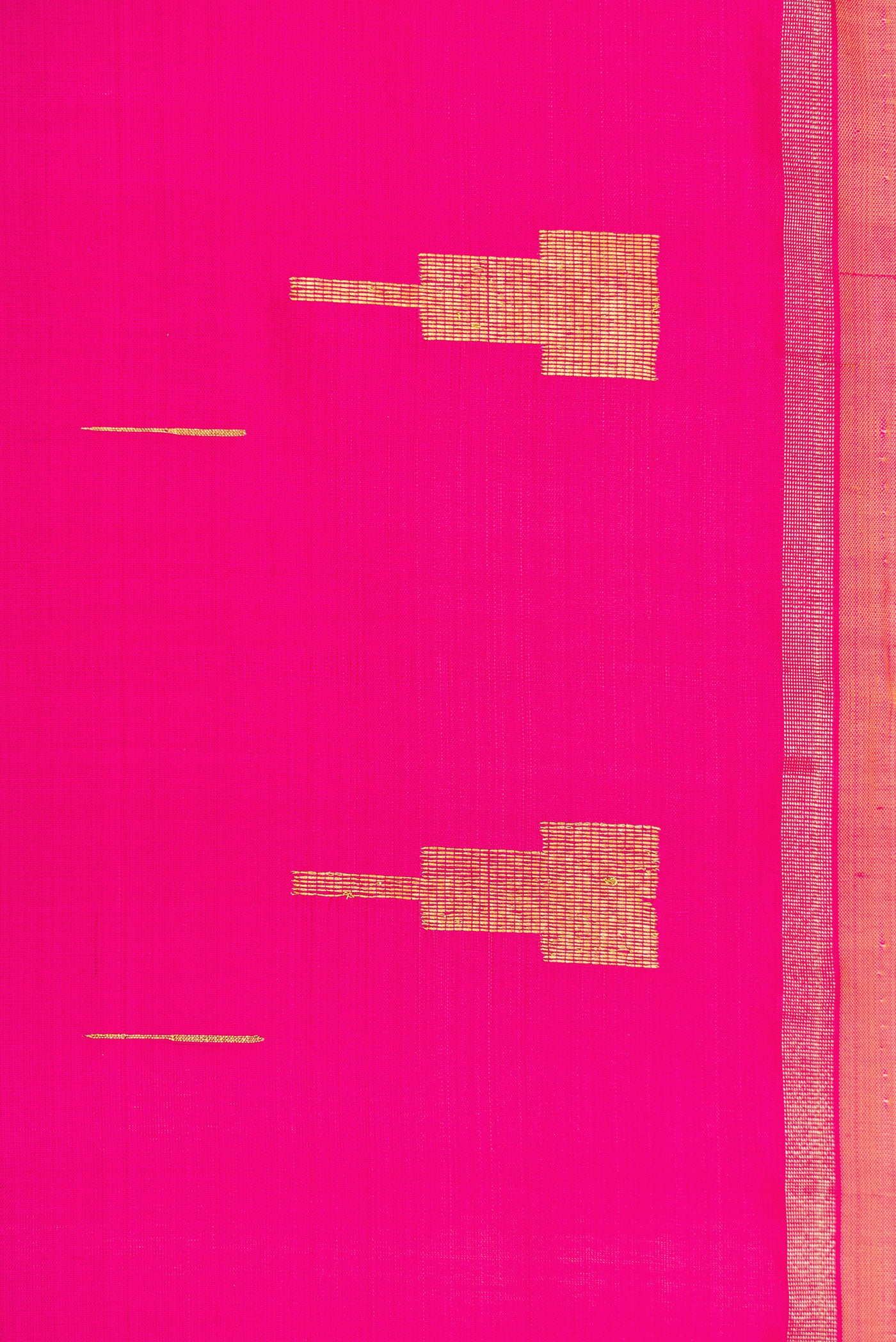 Border image of Pink Dual Tone Kanchipuram Silk Saree with Plain Body and Zari Border. 