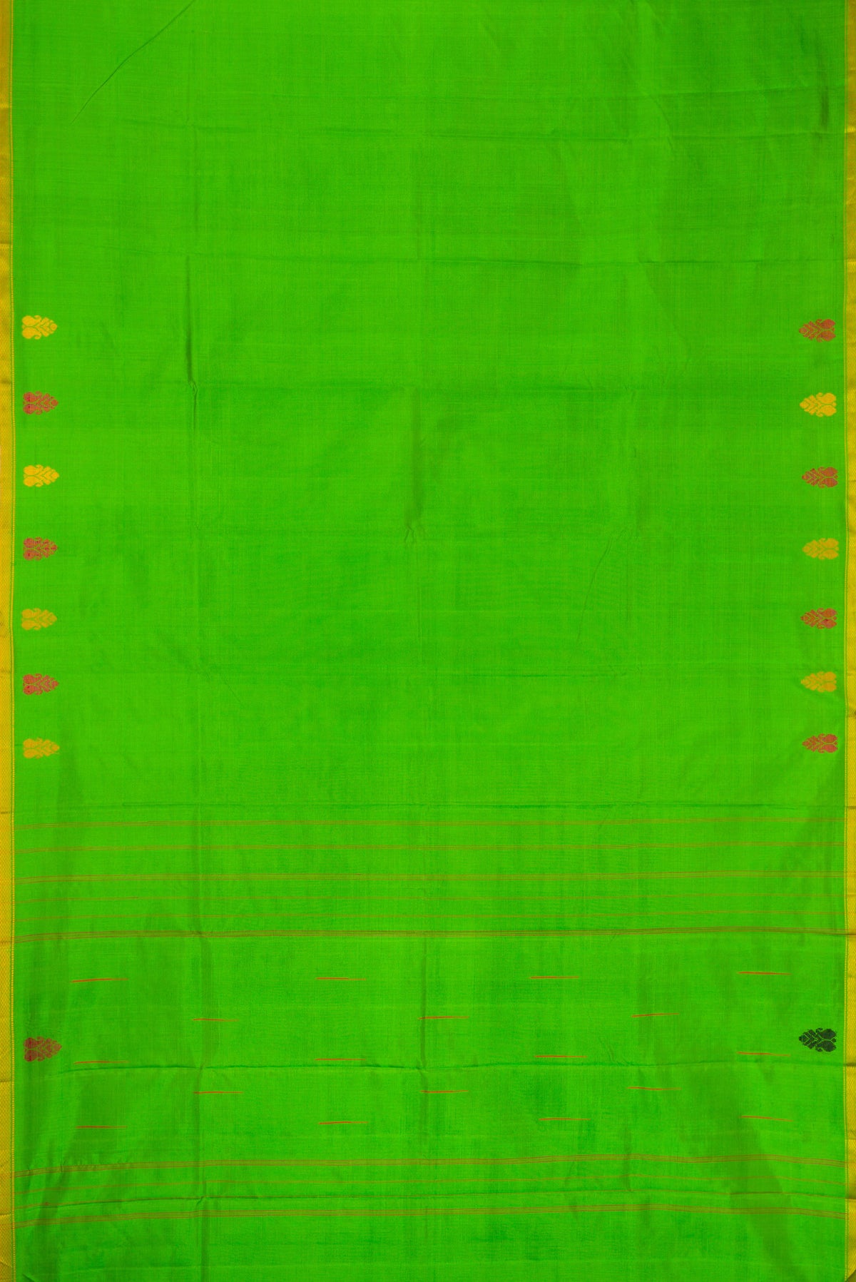 Flat view of Green Dual Tone Kanchipuram Silk Saree with Plain Body and Thread Border. 