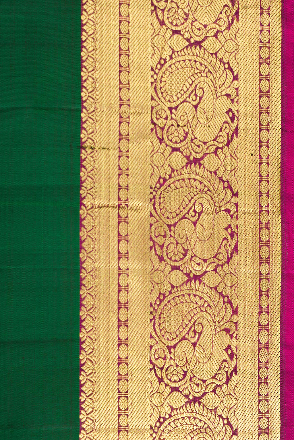 Border image of Bottle Green Dual Tone Kanjivaram Silk Saree with Zari Butta on the body and Zari Border. 