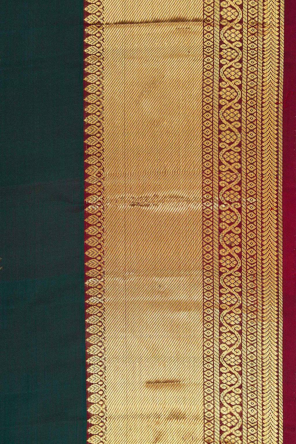 Border image of Bottle Green Dual Tone Kanjivaram Silk Saree with Zari Butta on the body and Zari Border. 