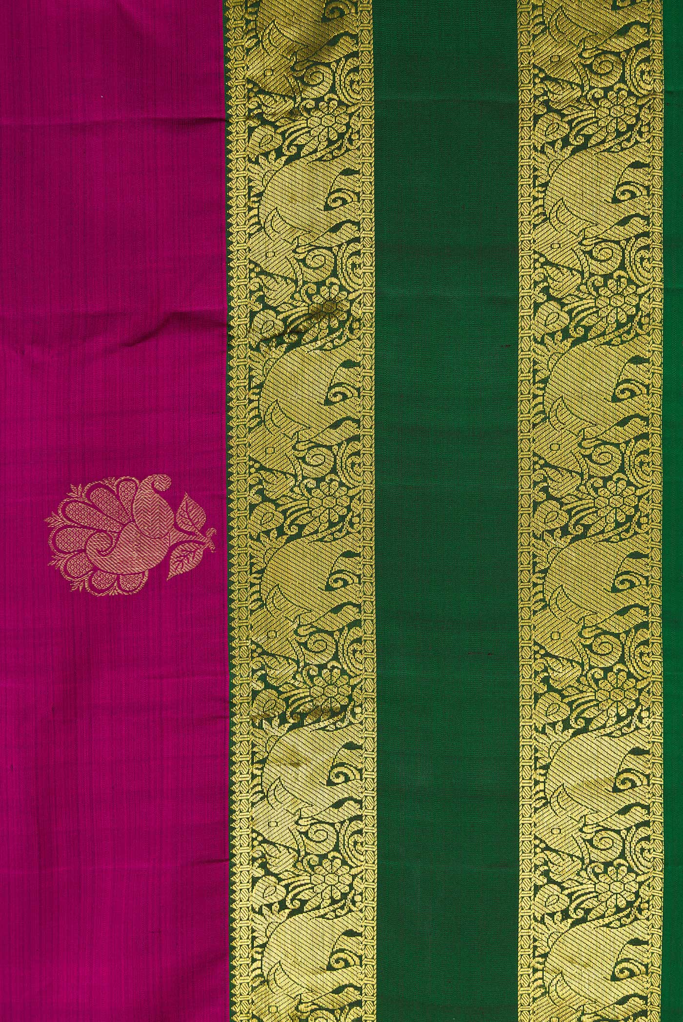 Border image of Magenta Dual Tone Kanchipuram Silk Saree with Zari Butta on the body and Zari Border. 