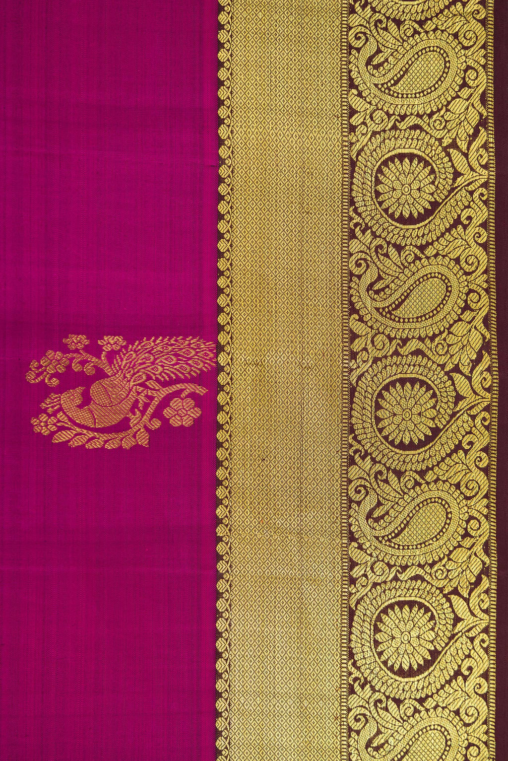 Border image of Purple Dual Tone Kanjivaram Silk Saree with Zari Butta on the body and Zari Border. 