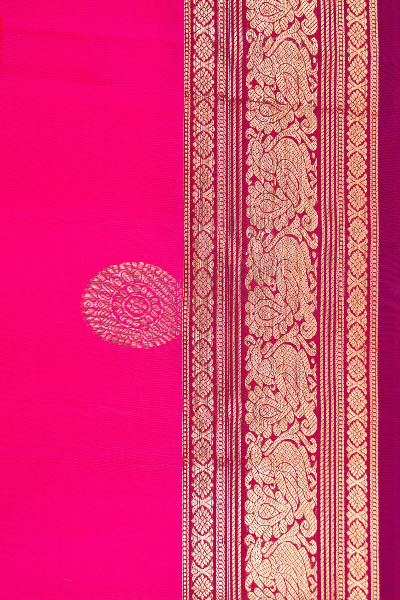 Border image of Pink Dual Tone Kanjivaram Silk Saree with Zari Butta on the body and Zari Border. 