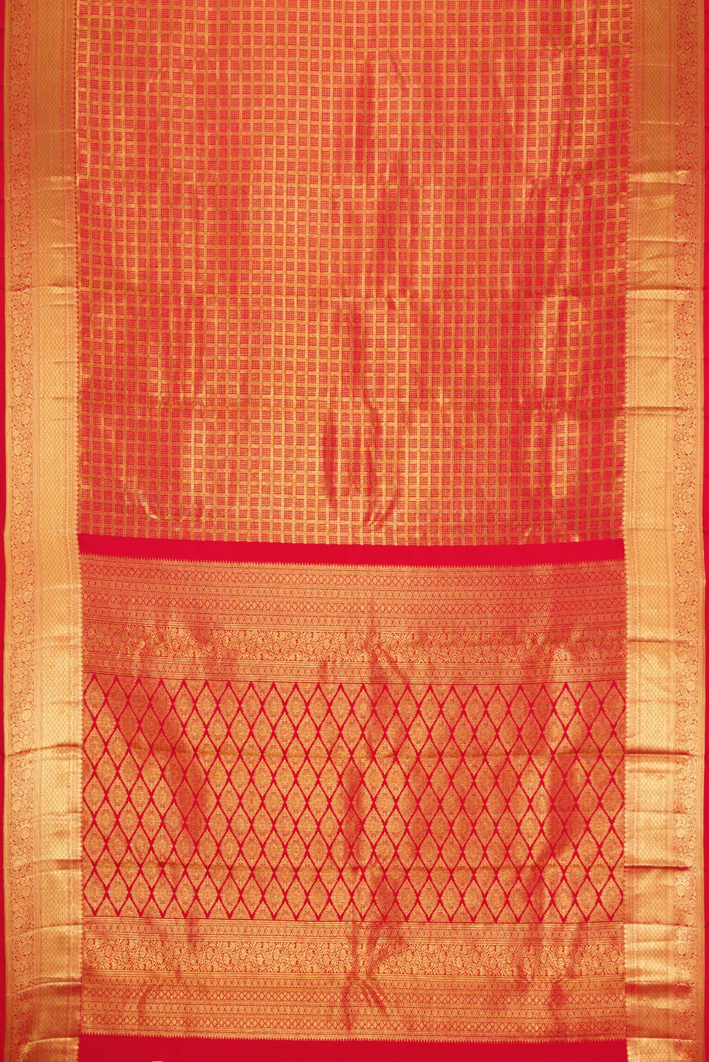 Flat view of Red Dual Tone Kanchipuram Silk Saree with Zari Brocade on the body and Zari Border. 