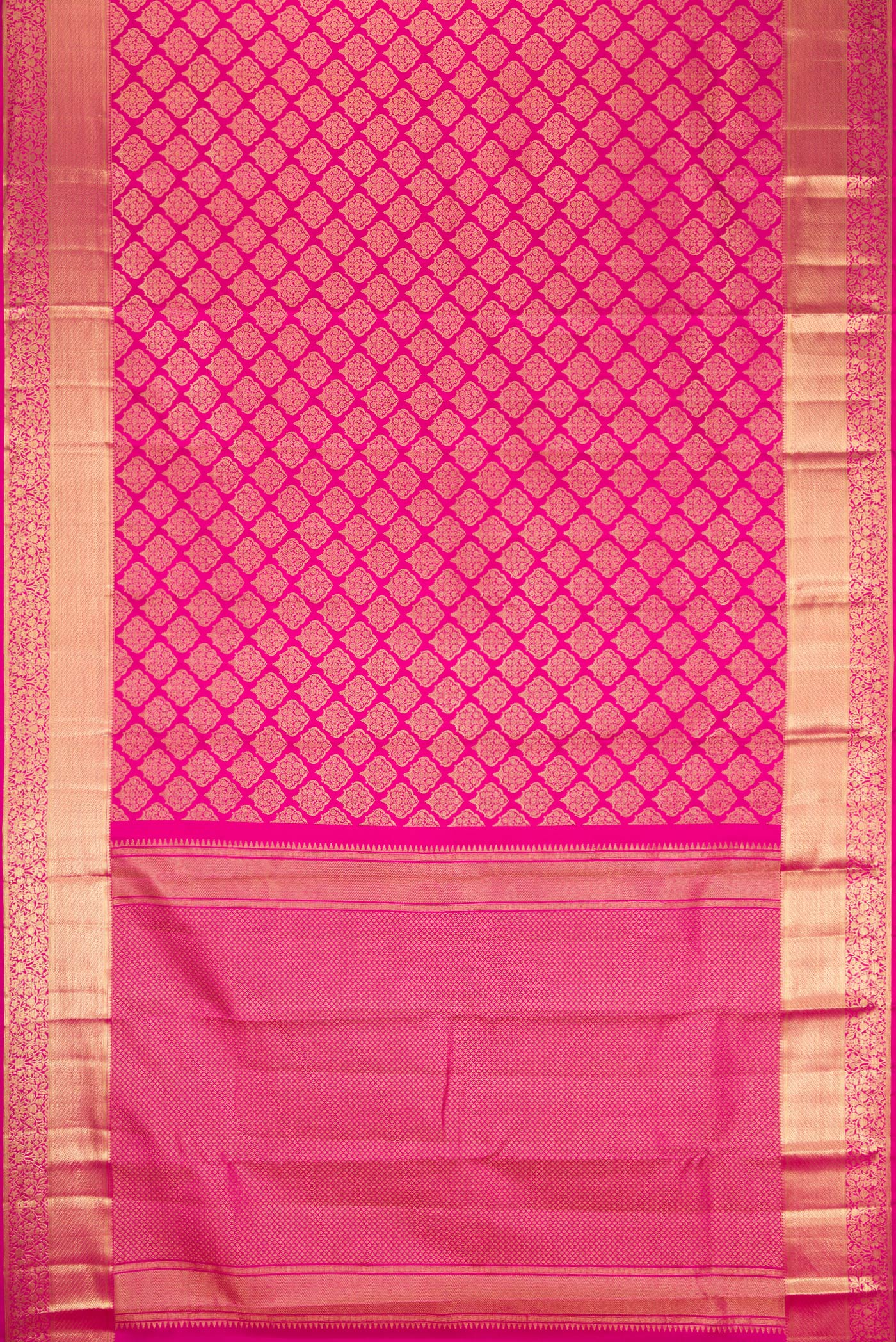 Flat view of Pink Dual Tone Kanchipuram Silk Saree with Zari Brocade on the body and Zari Border. 