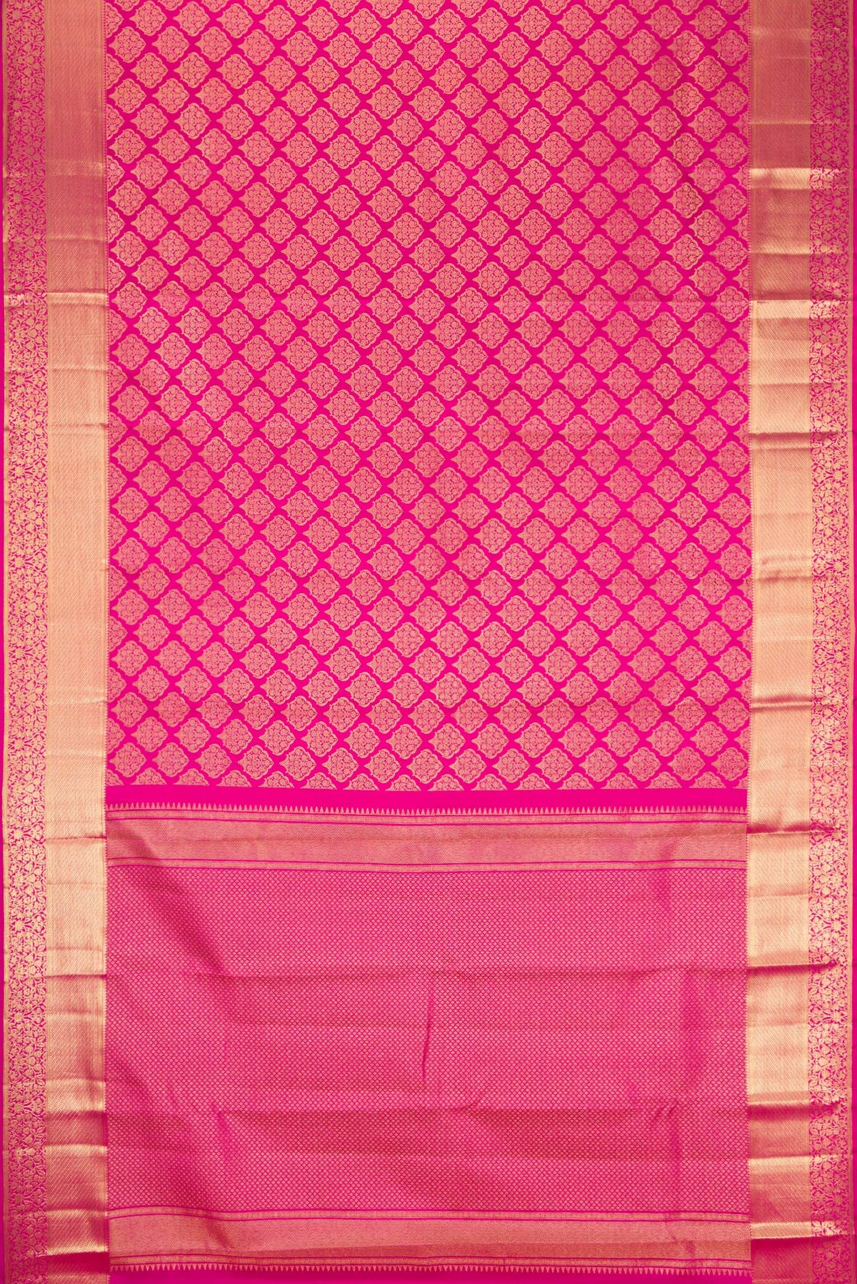 Flat view of Pink Dual Tone Kanchipuram Silk Saree with Zari Brocade on the body and Zari Border. 