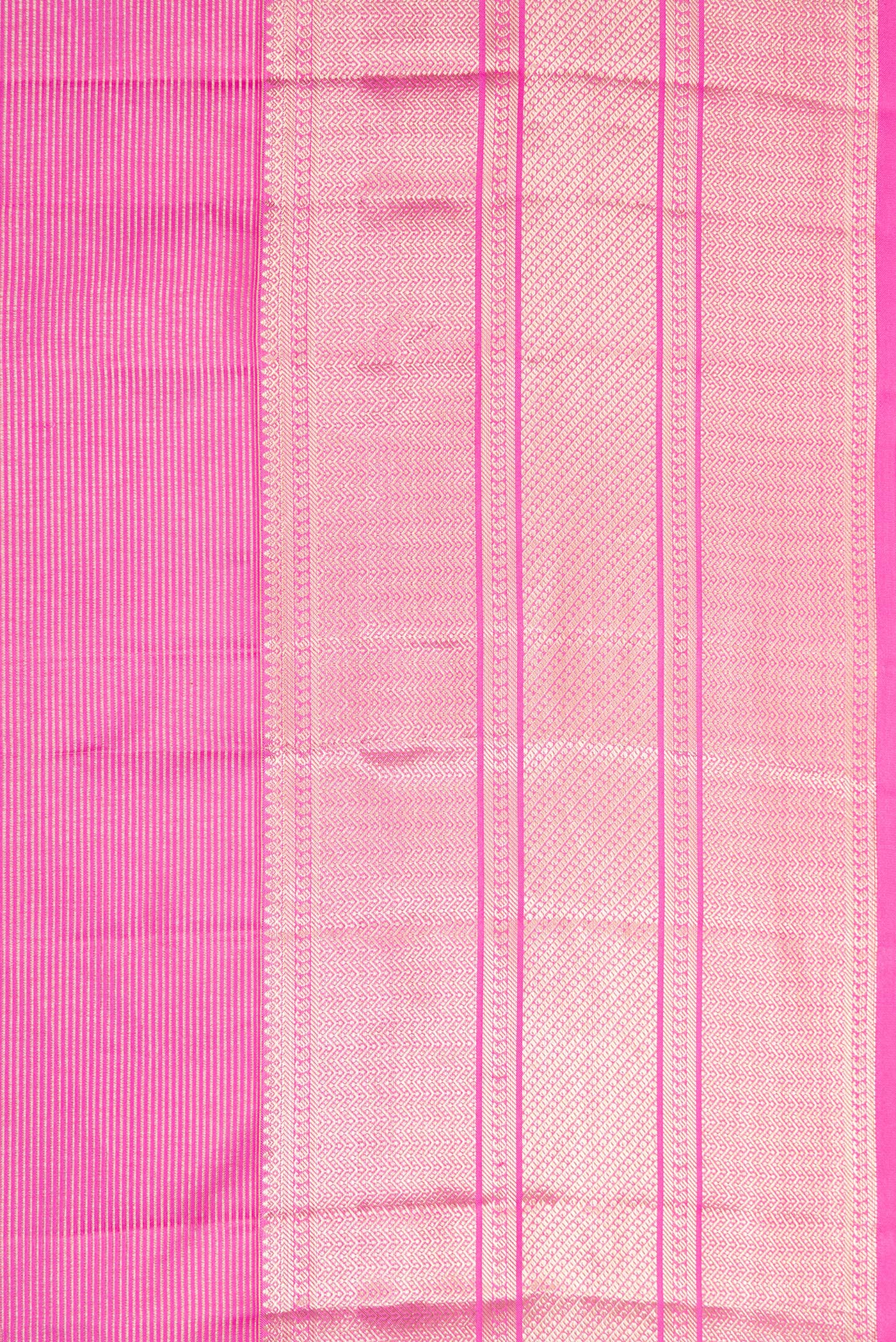 Border image of Pink Dual Tone Kanchipuram Silk Saree with Zari Brocade on the body and Zari Border. 