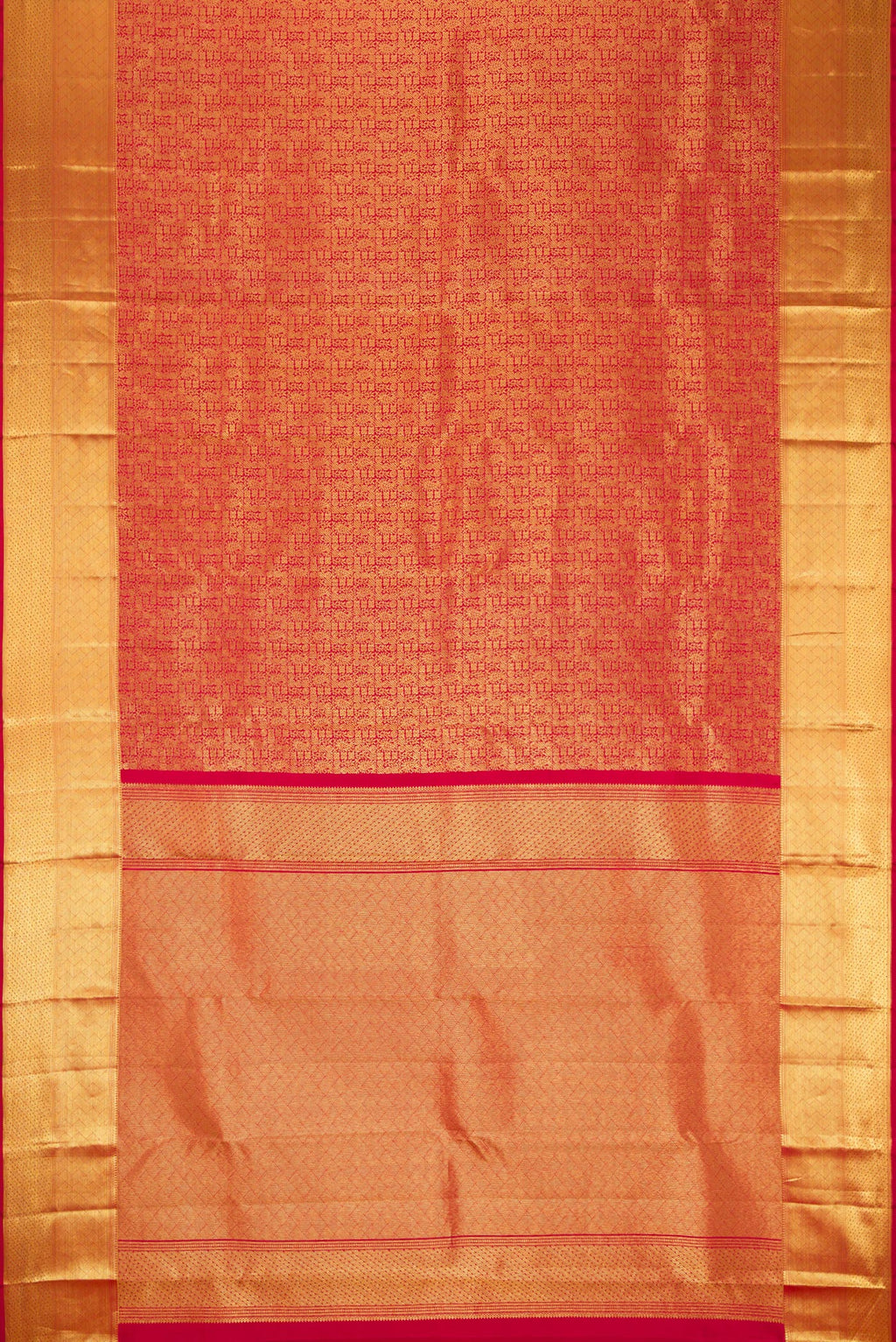 Flat view of Maroon Dual Tone Kanchipuram Silk Saree with Zari Brocade on the body and Zari Border. 