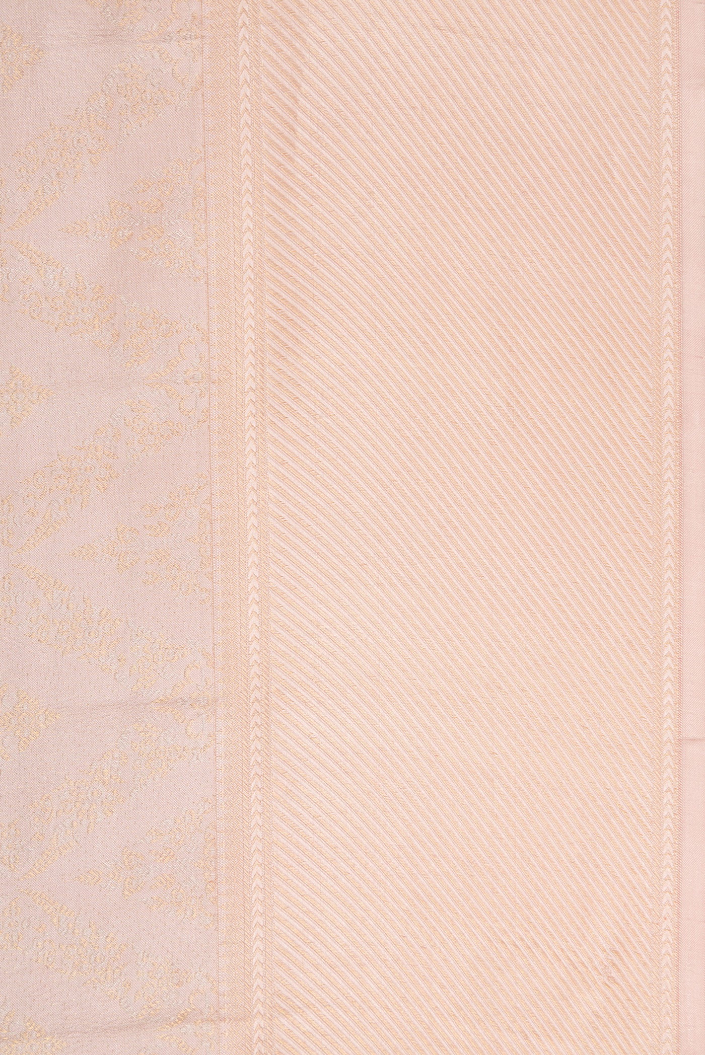 Border image of Rose Gold Dual Tone Kanchipuram Silk Saree with Zari Brocade on the body and Zari Border. 