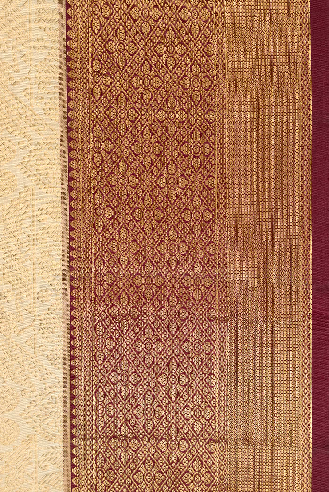 Border image of Gold Dual Tone Kanchipuram Silk Saree with Zari Brocade on the body and Zari Border. 