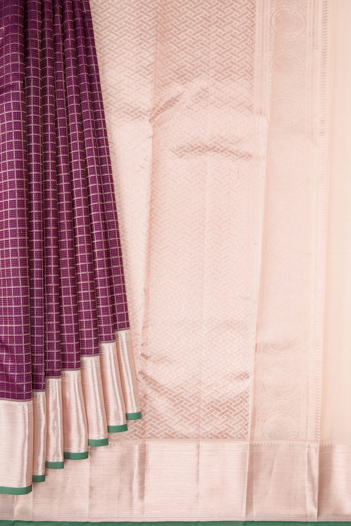 Pleats and pallu of Burgundy Dual Tone Kanchipuram Silk Saree with Zari Brocade on the body and Zari Border. 