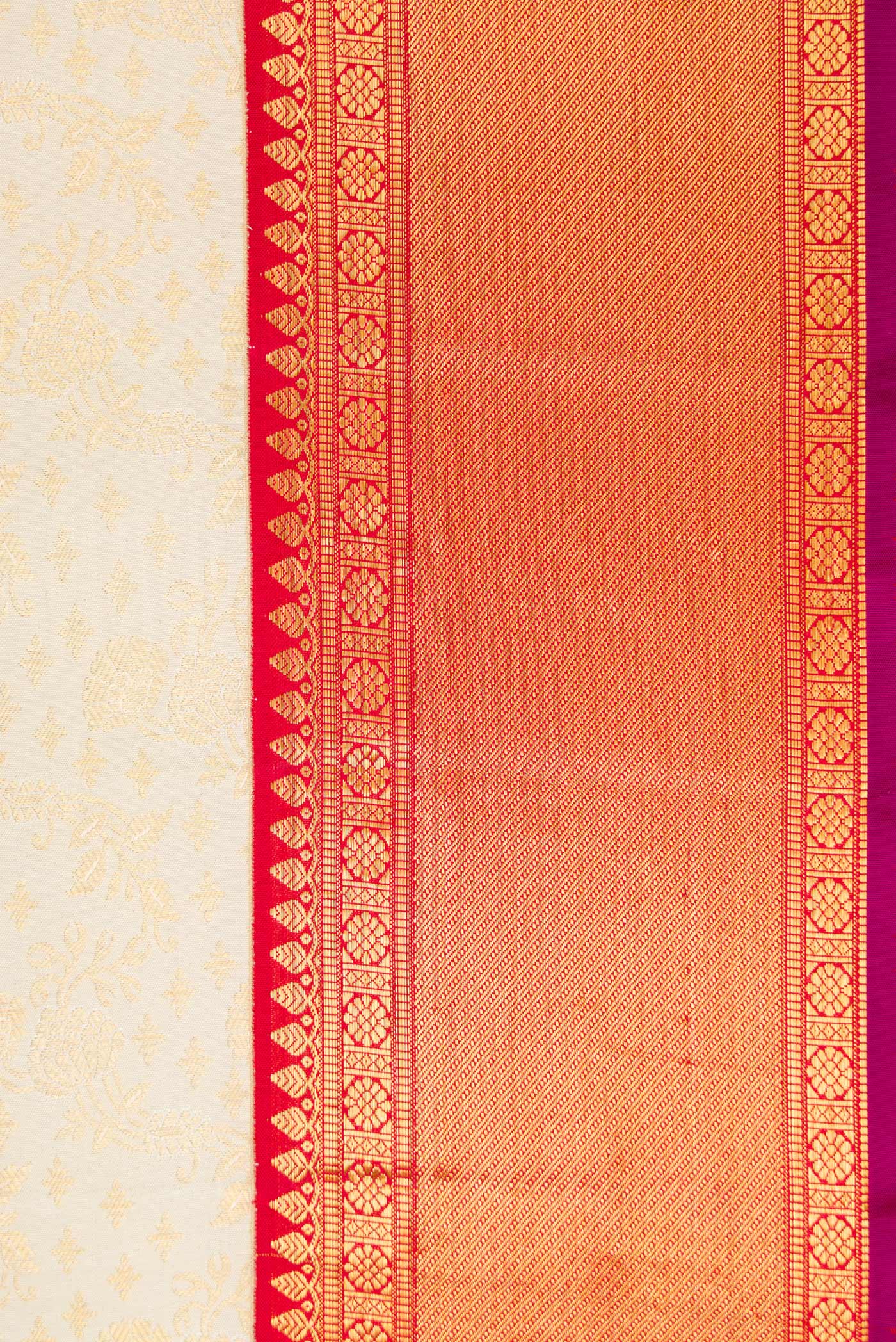 Border image of Off White Dual Tone Kanjivaram Silk Saree with Zari Brocade on the body and Zari Border. 
