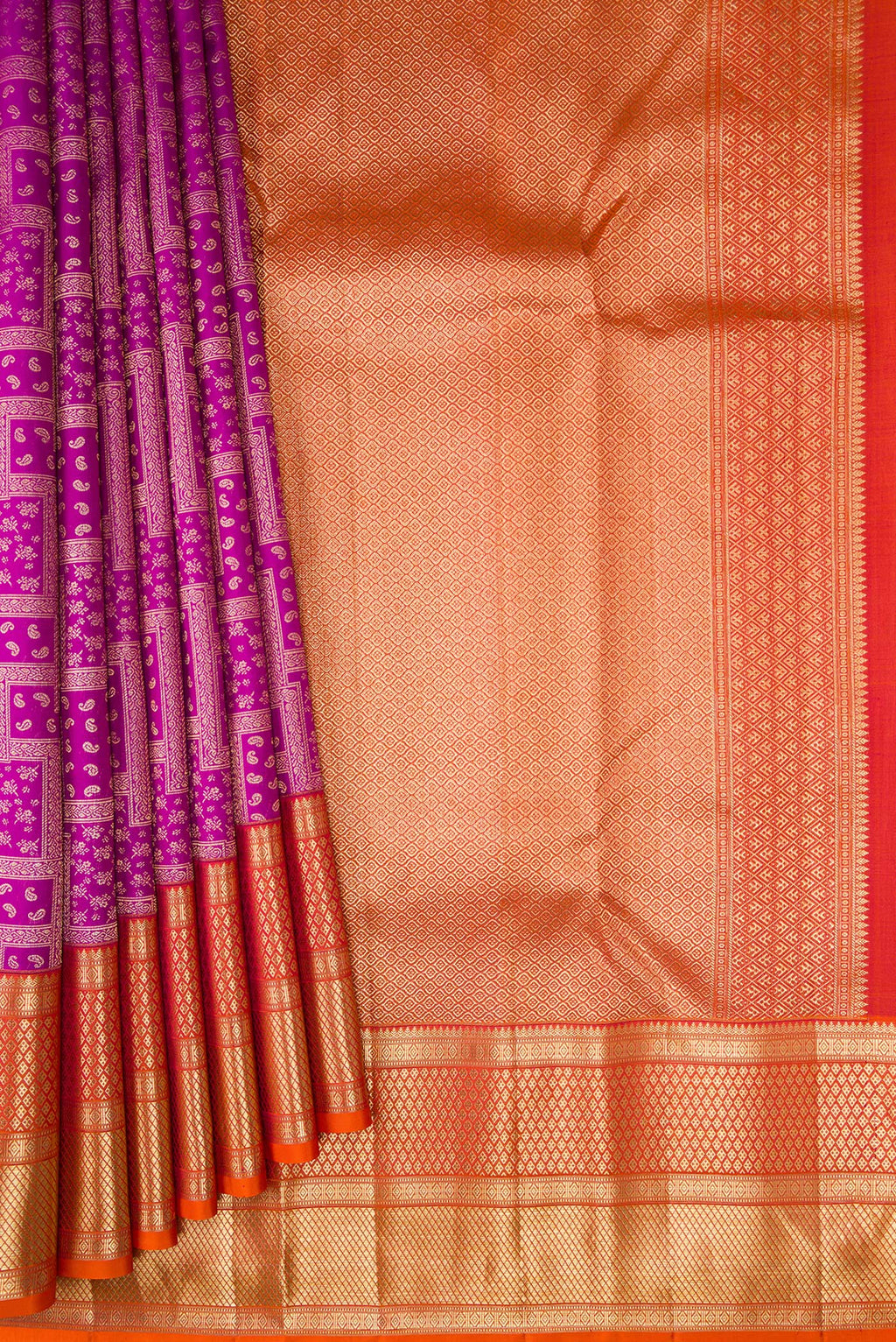 Pleats and pallu of Purple Kanjivaram Silk Saree with Zari Brocade on the body and Zari Border. 