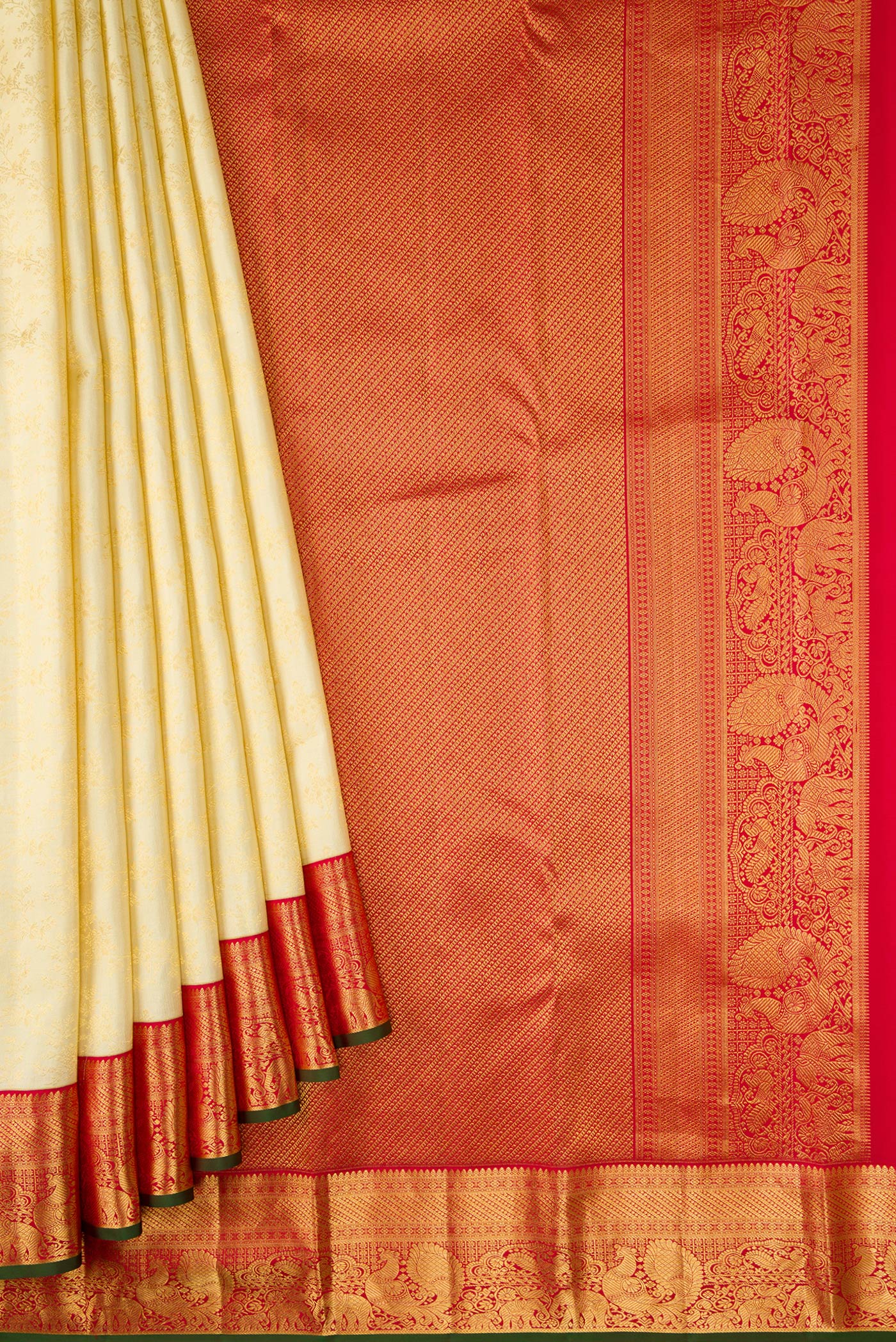 Pleats and pallu of Sandal Dual Tone Kanjivaram Silk Saree with Zari Brocade on the body and Zari Border. 