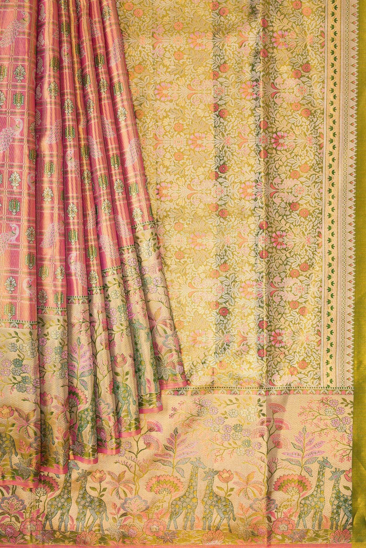Pleats and pallu of Pink Dual Tone Kanjivaram Tissue Silk Saree with Zari Brocade on the body and Fancy Border. 