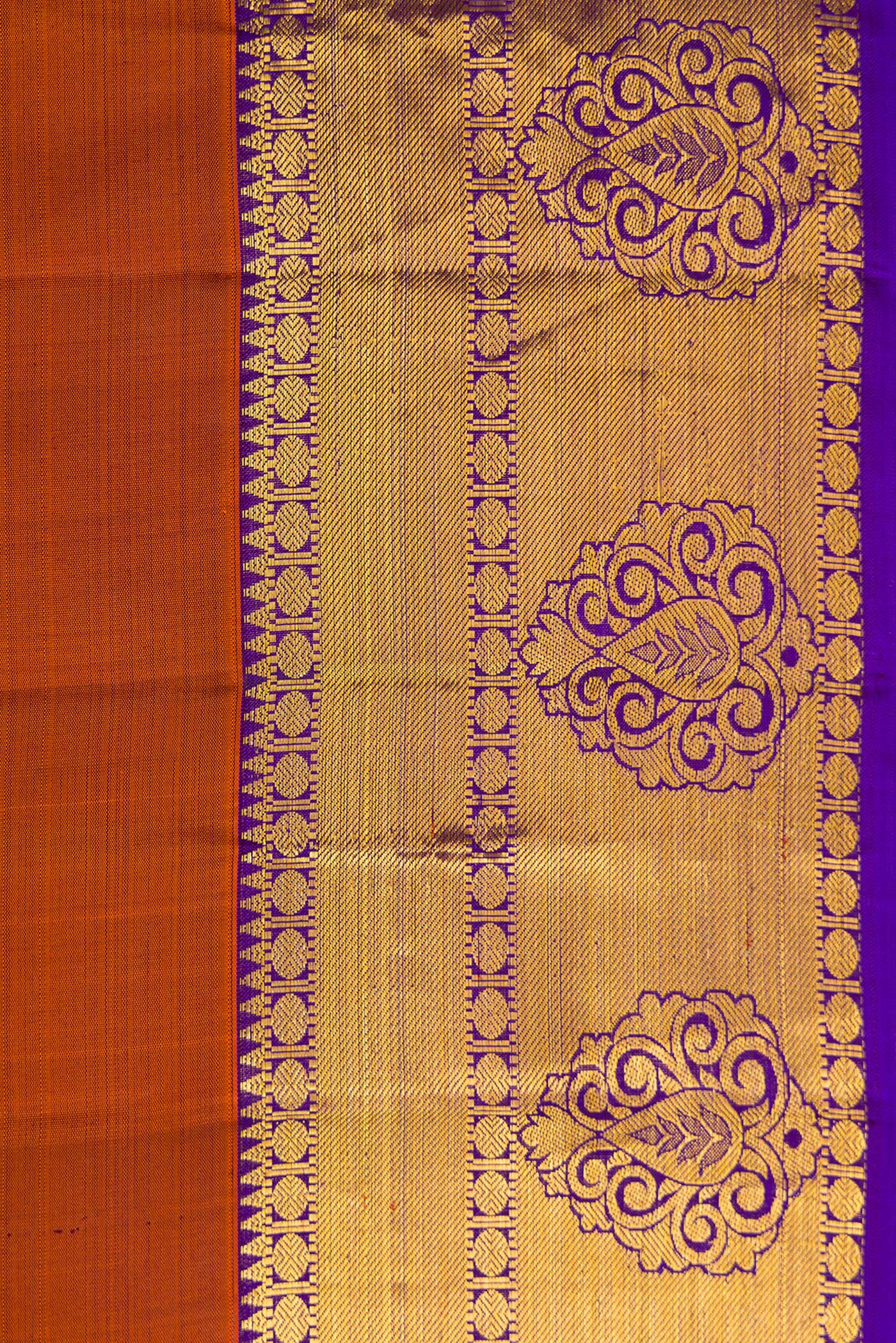 Border image of Brown Dual Tone Kanjivaram Silk Saree with Zari Butta on the body and Zari Border. 
