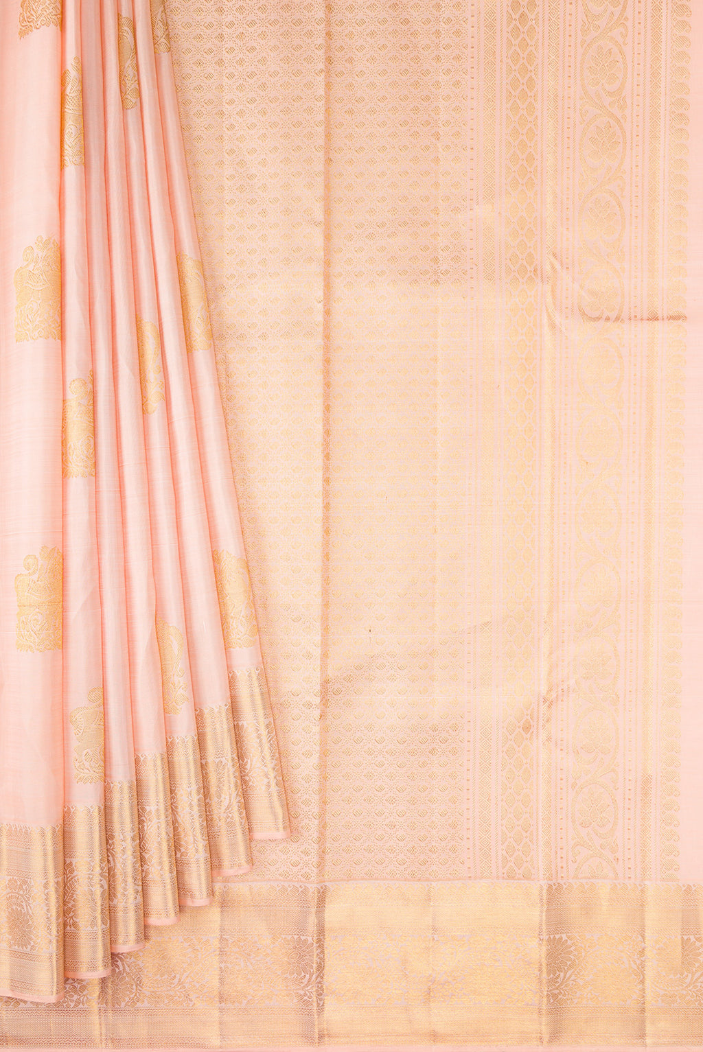Pleats and pallu of Pink Dual Tone Kanjivaram Silk Saree with Zari Butta on the body and Zari Border. 