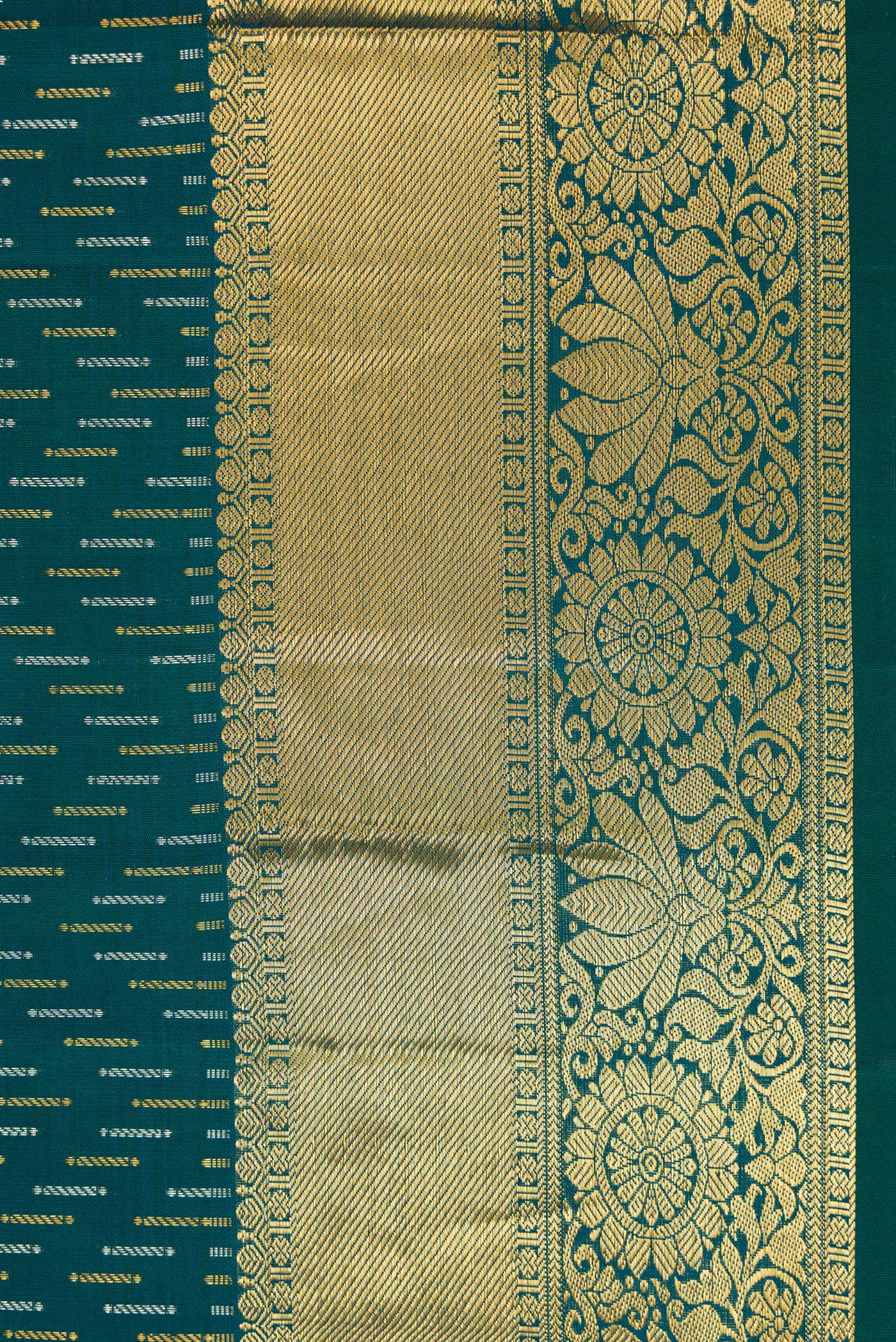 Border image of Green Dual Tone Kanjivaram Silk Saree with Zari Brocade on the body and Zari Border. 