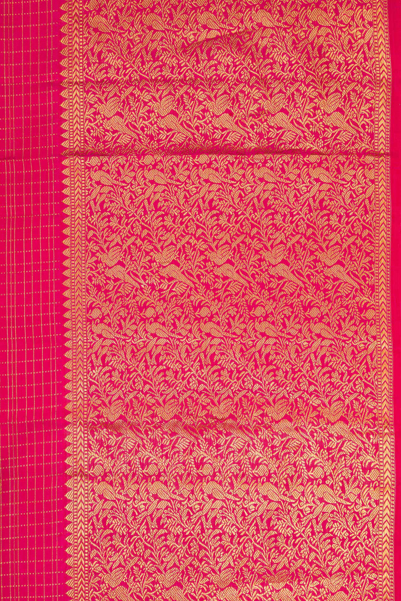 Border image of Pink Dual Tone Kanjivaram Silk Saree with Checked design on the body and Fancy Border. 