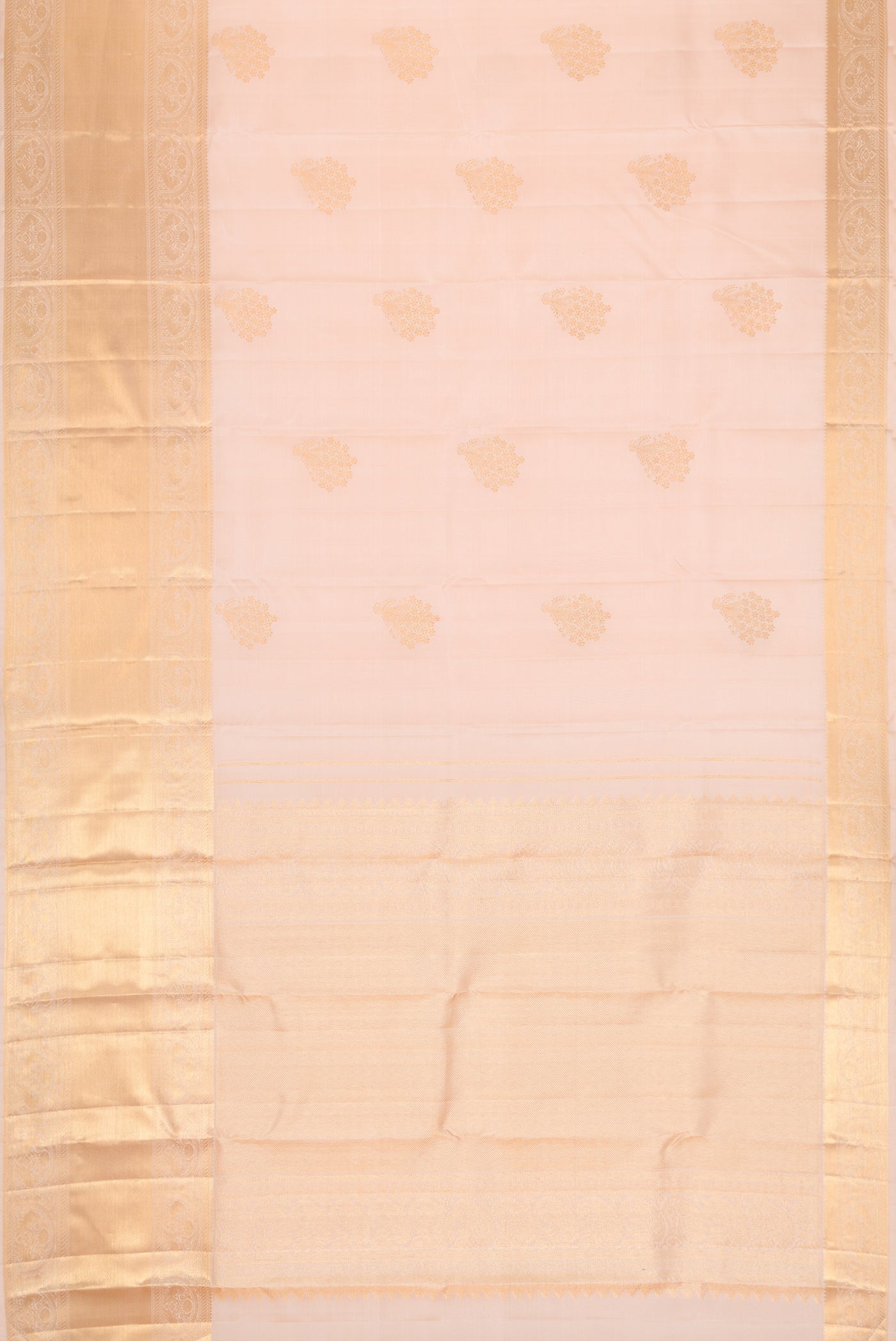 Flat view of Peach Dual Tone Kanchipuram Silk Saree with Zari Butta on the body and Zari Border. 