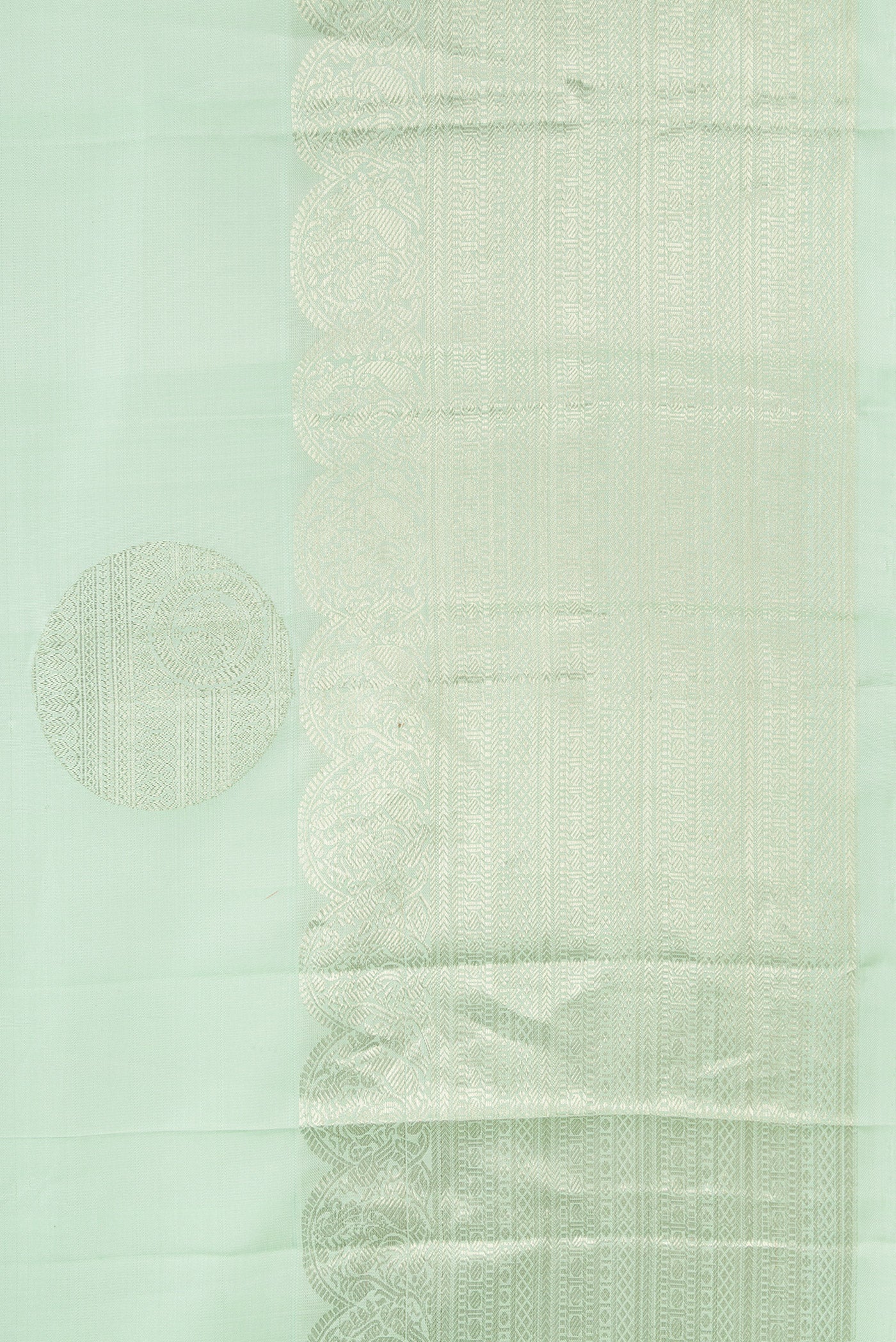 Border image of Pista Green Dual Tone Kanchipuram Silk Saree with Zari Butta on the body and Zari Border. 