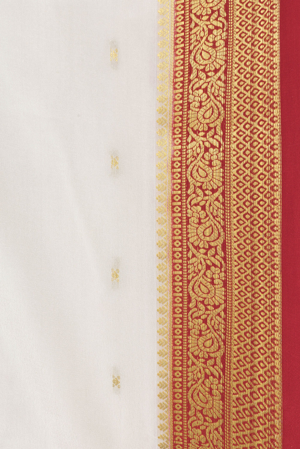 Border image of Off White Dual Tone Mysore Silk Saree with Zari Butta on the body and Zari Border. 
