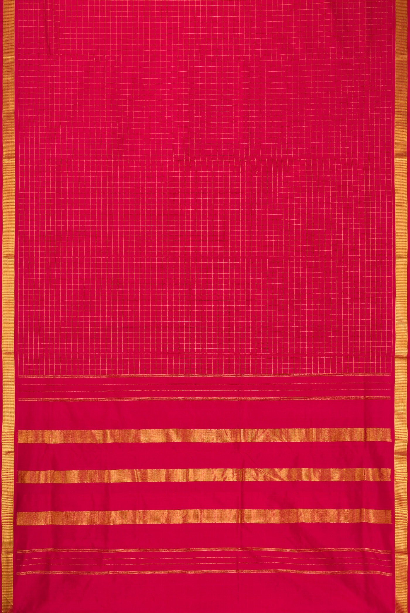 Flat view of Maroon Dual Tone Kanchipuram Silk Nine Yards Saree with Checked design on the body and Zari Border. 