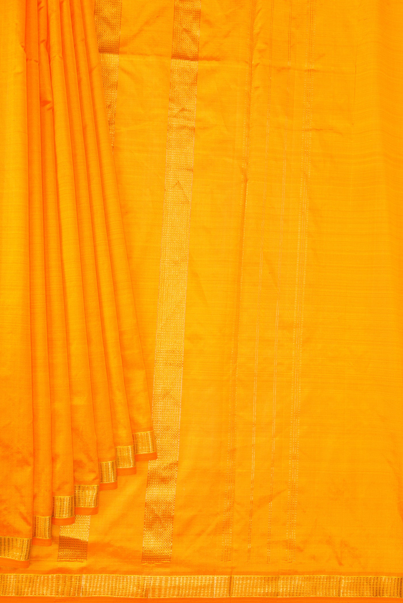 Pleats and pallu of Yellow Dual Tone Kanjivaram Silk Nine Yards Saree with Plain Body and Zari Border. 