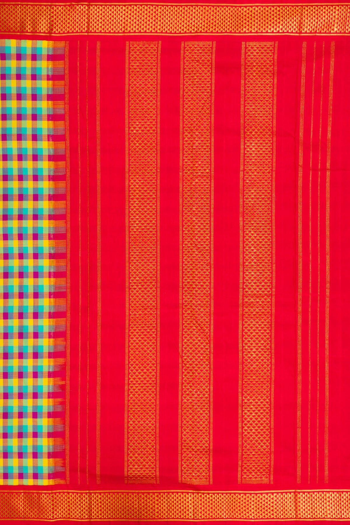 Close up image of the pallu of Pure Silk Pure Zari Sea Green , Yellow and Dark PInk Color Kanchipuram Nine Yards Saree with Checked design on the body and Zari Border. 