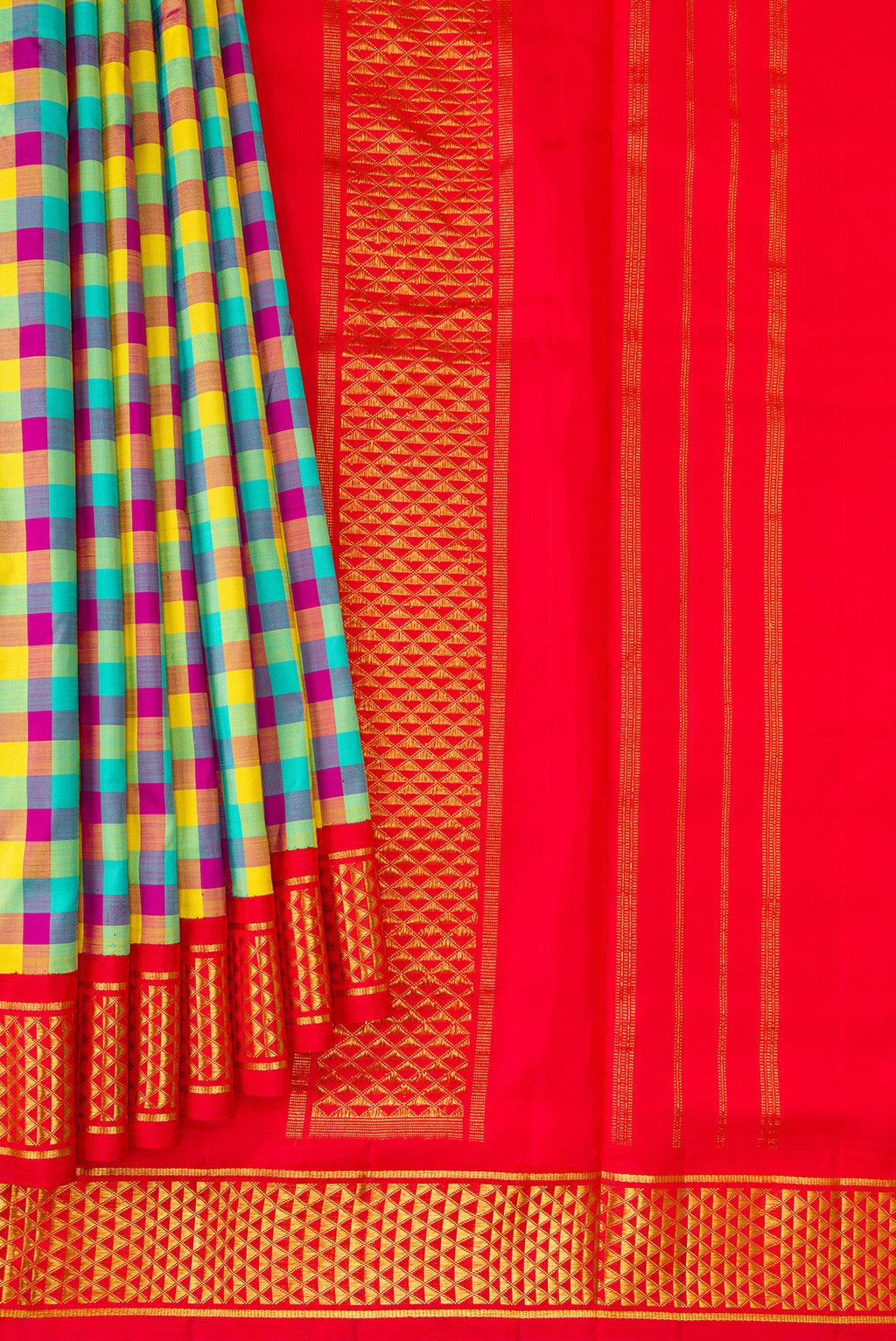 Pleats and pallu of Pure Silk Pure Zari Sea Green , Yellow and Dark PInk Color Kanchipuram Nine Yards Saree with Checked design on the body and Zari Border. 