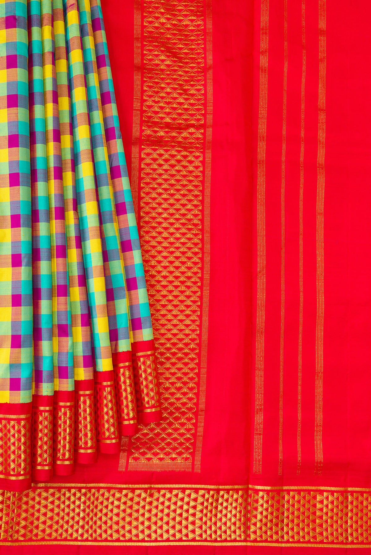 Pleats and pallu of Pure Silk Pure Zari Sea Green , Yellow and Dark PInk Color Kanchipuram Nine Yards Saree with Checked design on the body and Zari Border. 