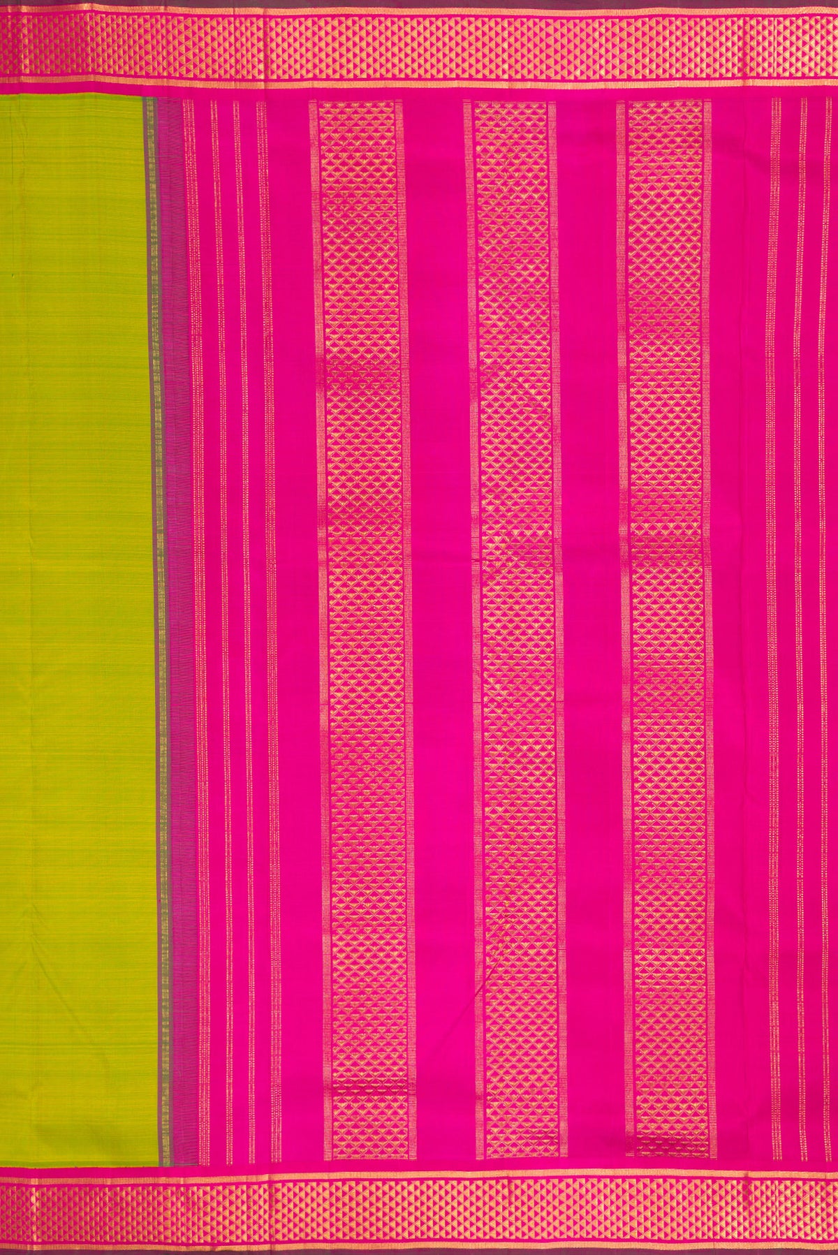 Close up image of the pallu of Pure Silk Pure Zari Parrot Green Kanchipuram Nine Yards Saree with Plain Body and Zari Border. 