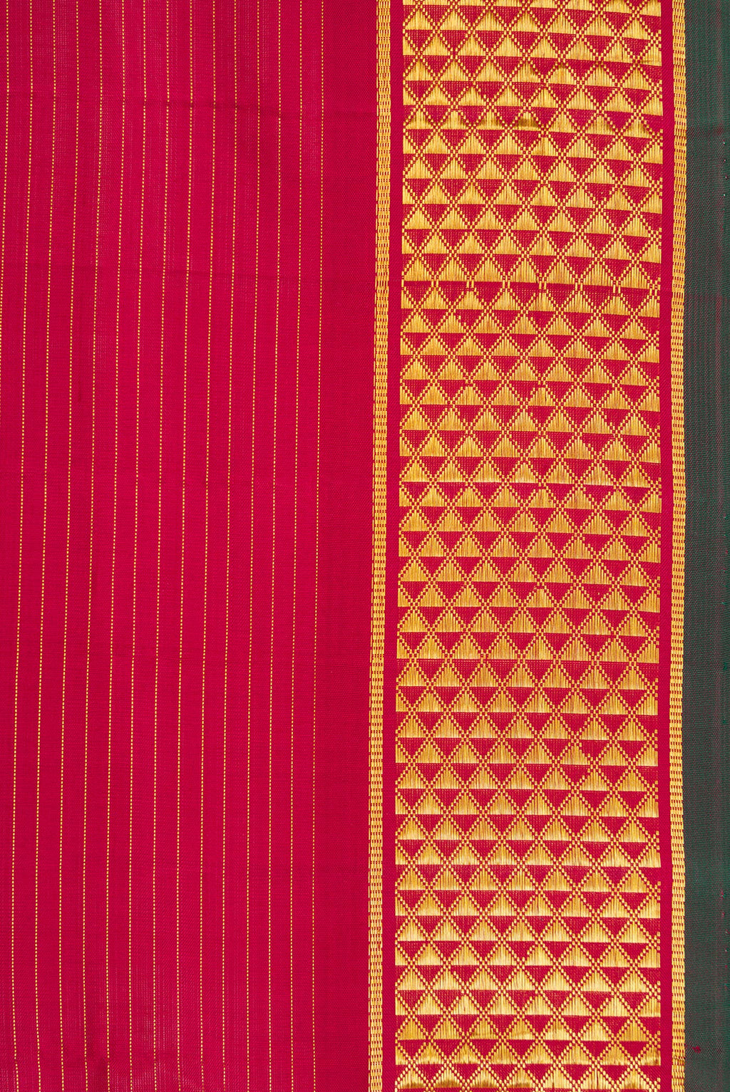 Border image of Pure Silk Pure Zari Maroon Dual Tone Kanjivaram Nine Yards Saree with Stripes on the body and Zari Border. 