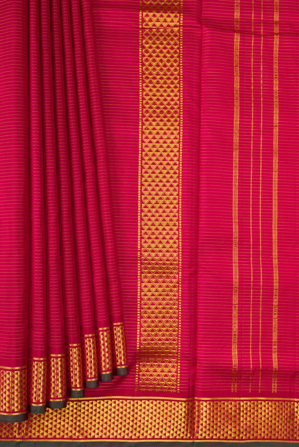 Pleats and pallu of Pure Silk Pure Zari Maroon Dual Tone Kanjivaram Nine Yards Saree with Stripes on the body and Zari Border. 