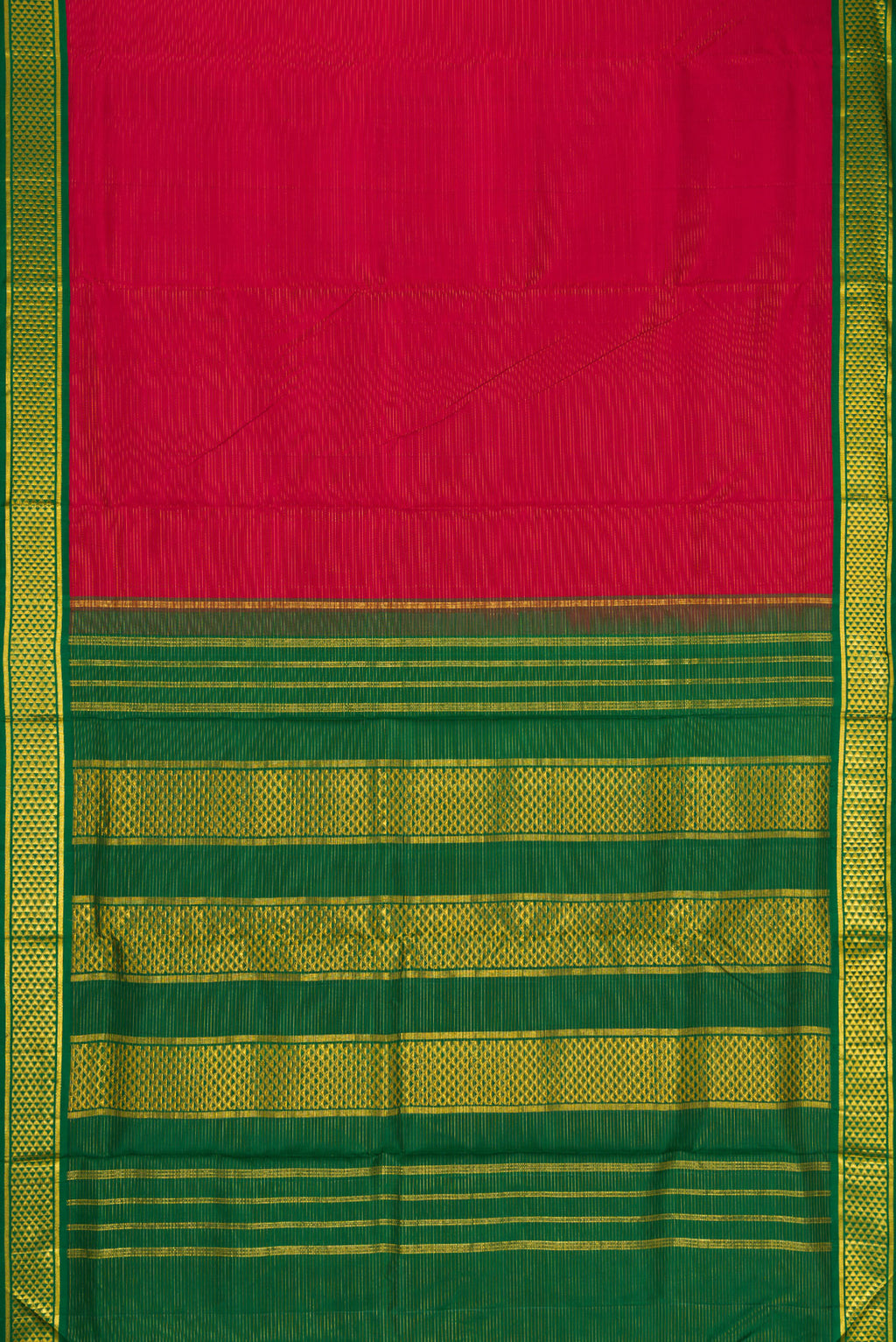 Flat view of Pure Silk Pure Zari Maroon Dual Tone Kanchipuram Nine Yards Saree with Plain Body and Zari Border. 