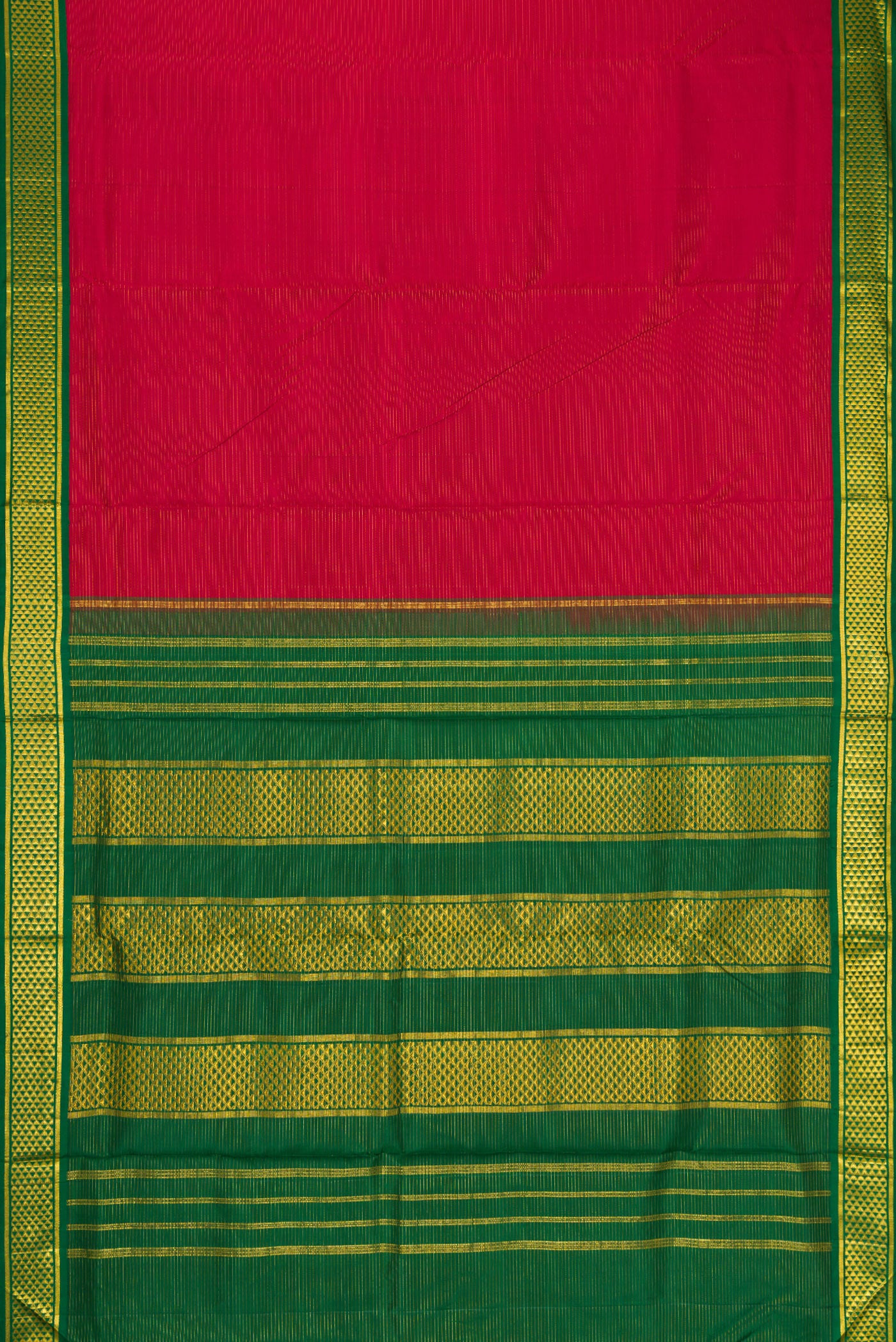 Flat view of Pure Silk Pure Zari Maroon Dual Tone Kanchipuram Nine Yards Saree with Plain Body and Zari Border. 