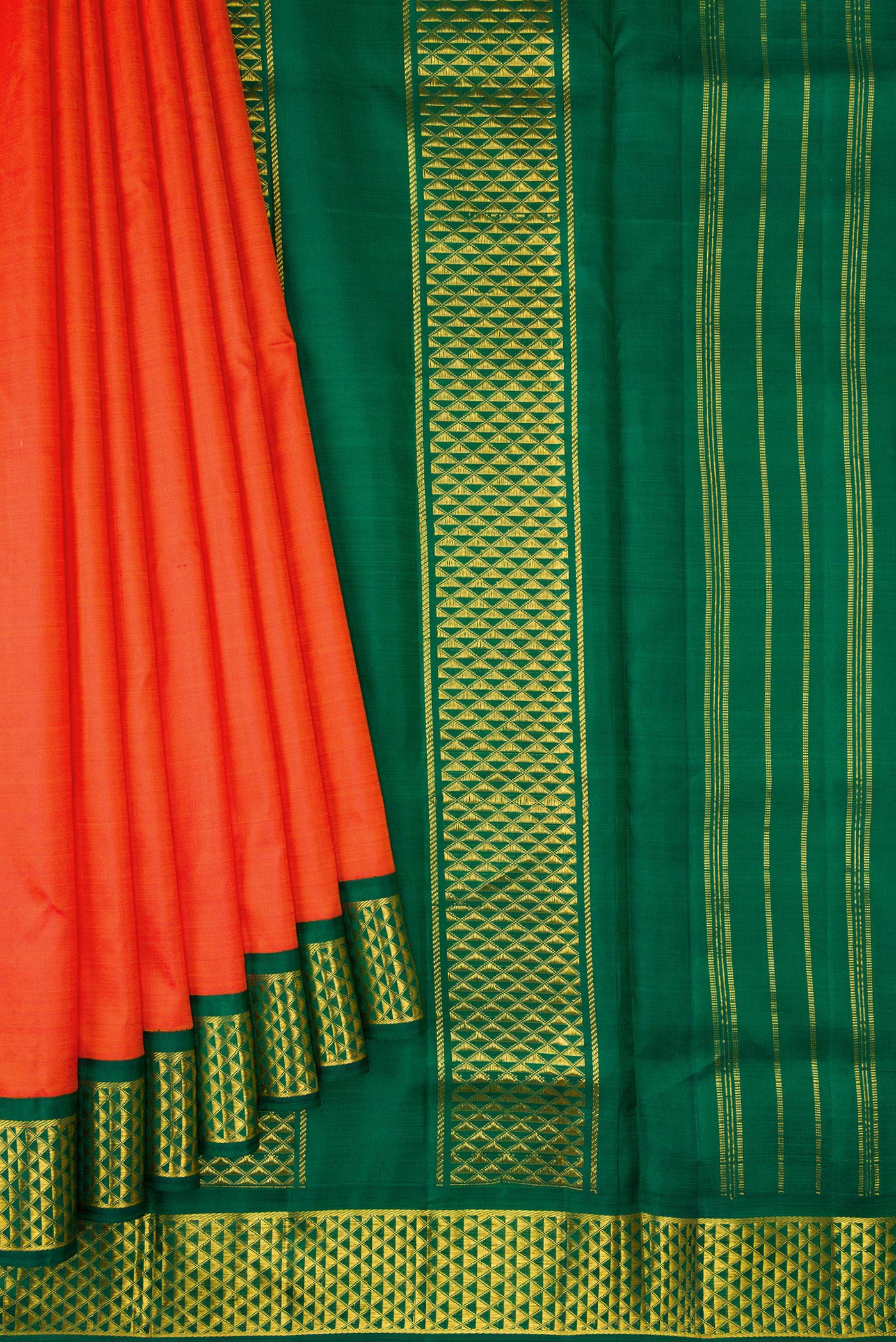 Pleats and pallu of Orange Dual Tone Kanchipuram Silk Nine Yards Saree with Plain Body and Zari Border. 