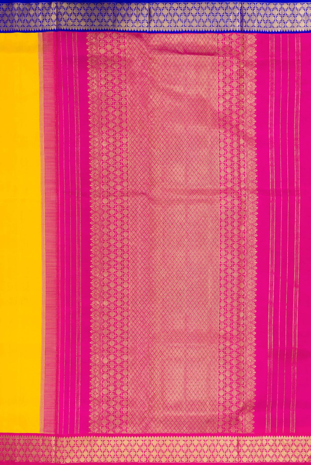 Close up image of the pallu of Pure Silk Pure Zari Yellow Dual Tone Kanchipuram Nine Yards Saree with Plain Body and Ganga Jamuna Border. 