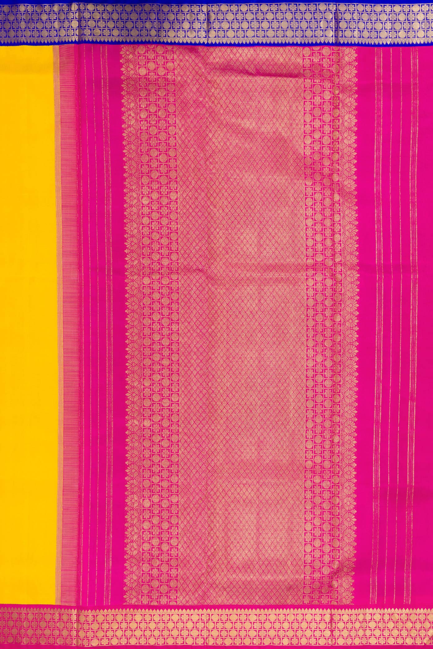 Close up image of the pallu of Pure Silk Pure Zari Yellow Dual Tone Kanchipuram Nine Yards Saree with Plain Body and Ganga Jamuna Border. 